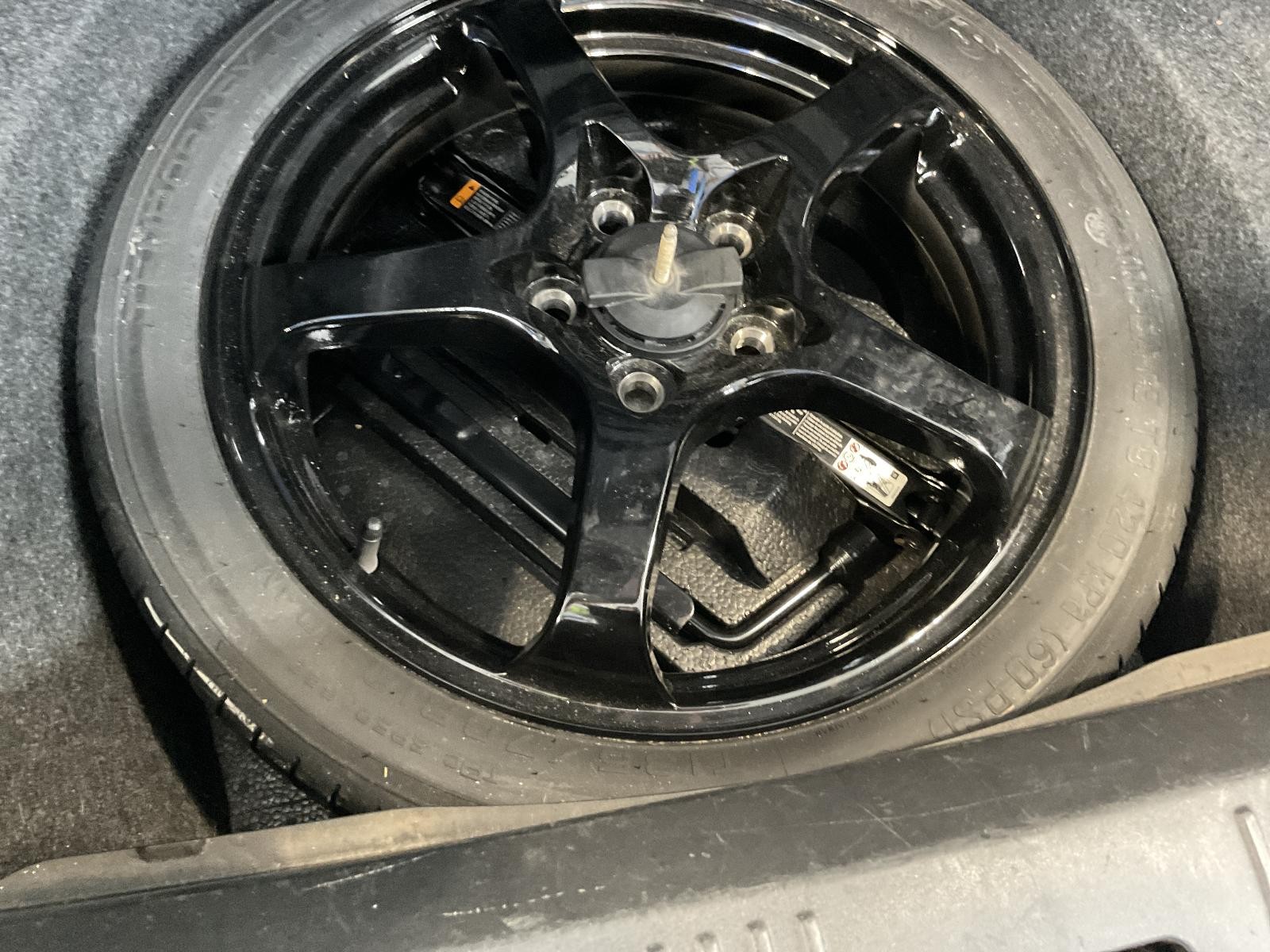Used Floor Jack fits: 2011 Cadillac Cts  Grade A