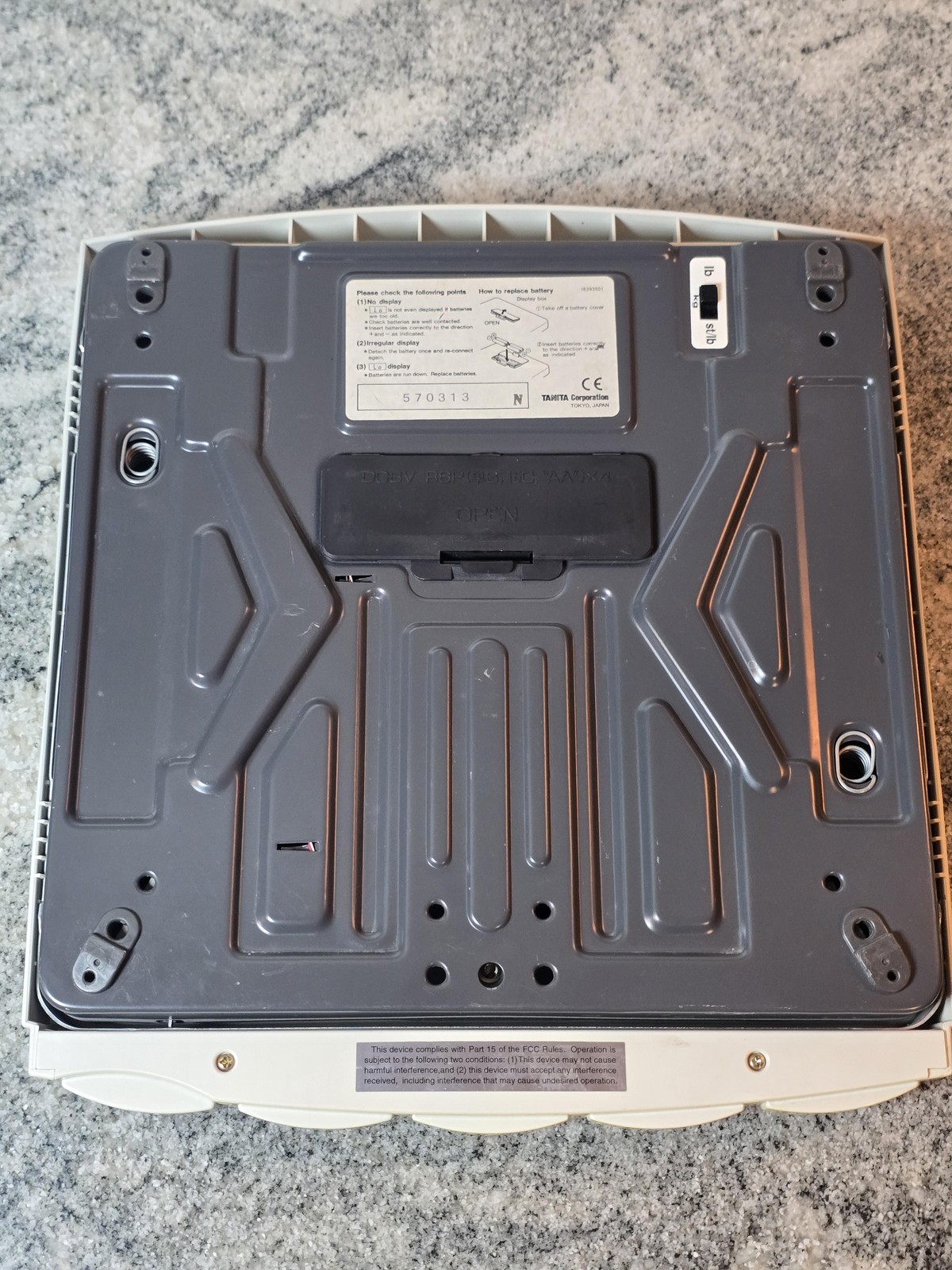 Tanita Body Fat Monitor Scale TBF-531 Electronic LCD Digital Beige Bathroom