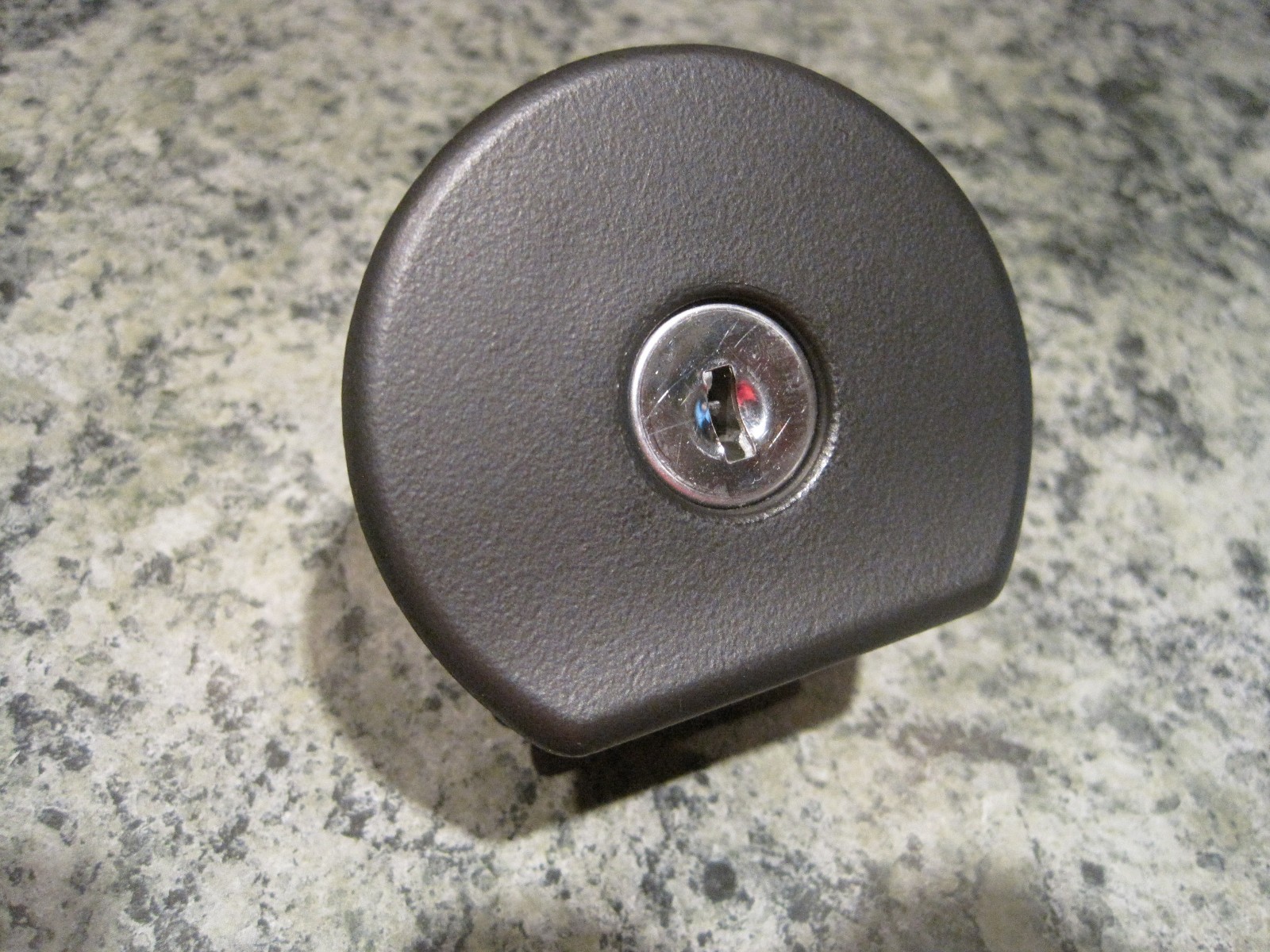 Grand Prix Glove Box Latch Handle without Key BLACK Color 2004-08