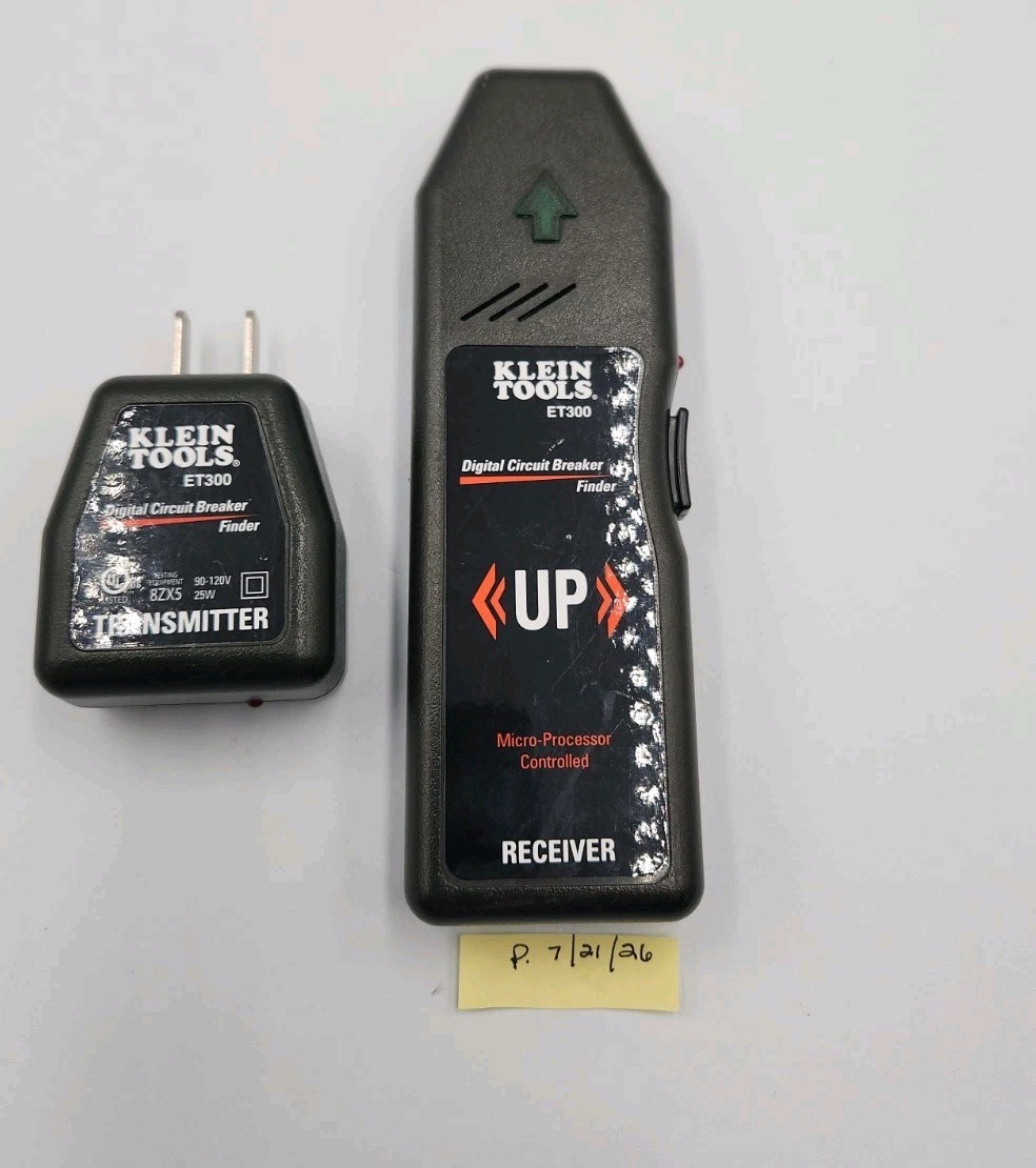 Klein Tools ET300 Digital Circuit Breaker Finder Transmitter & Receiver