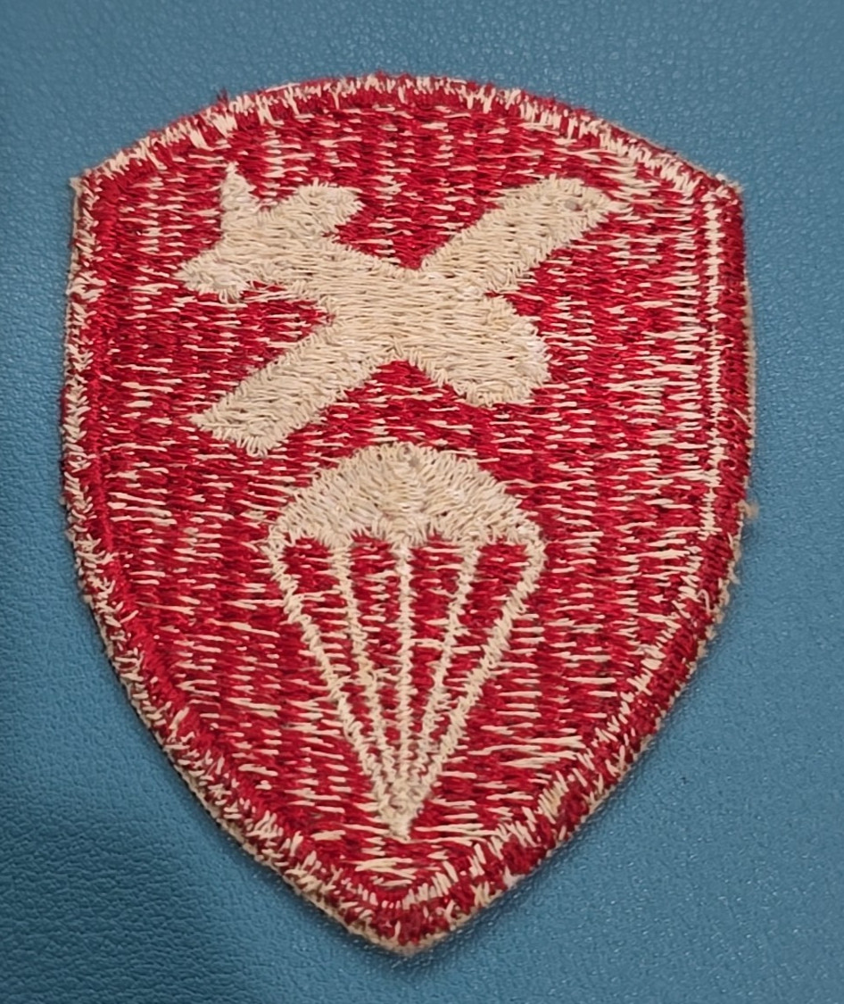 Vintage US Army Airborne Command Patch-Cut Edge-Weave-Snow Back-Original *