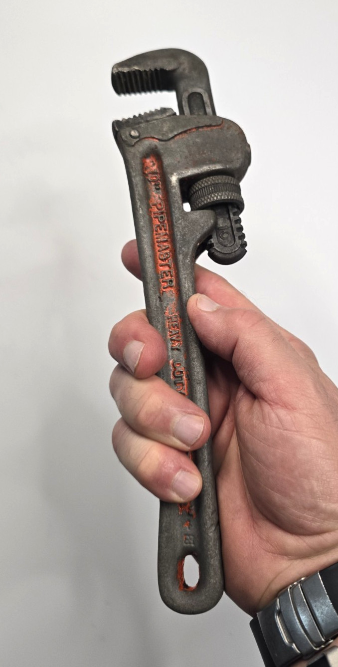 Vintage Erie Tool Works 10" PIPEMASTER Adjustable Pipe Wrench 1/8 to 1-1/2" USA