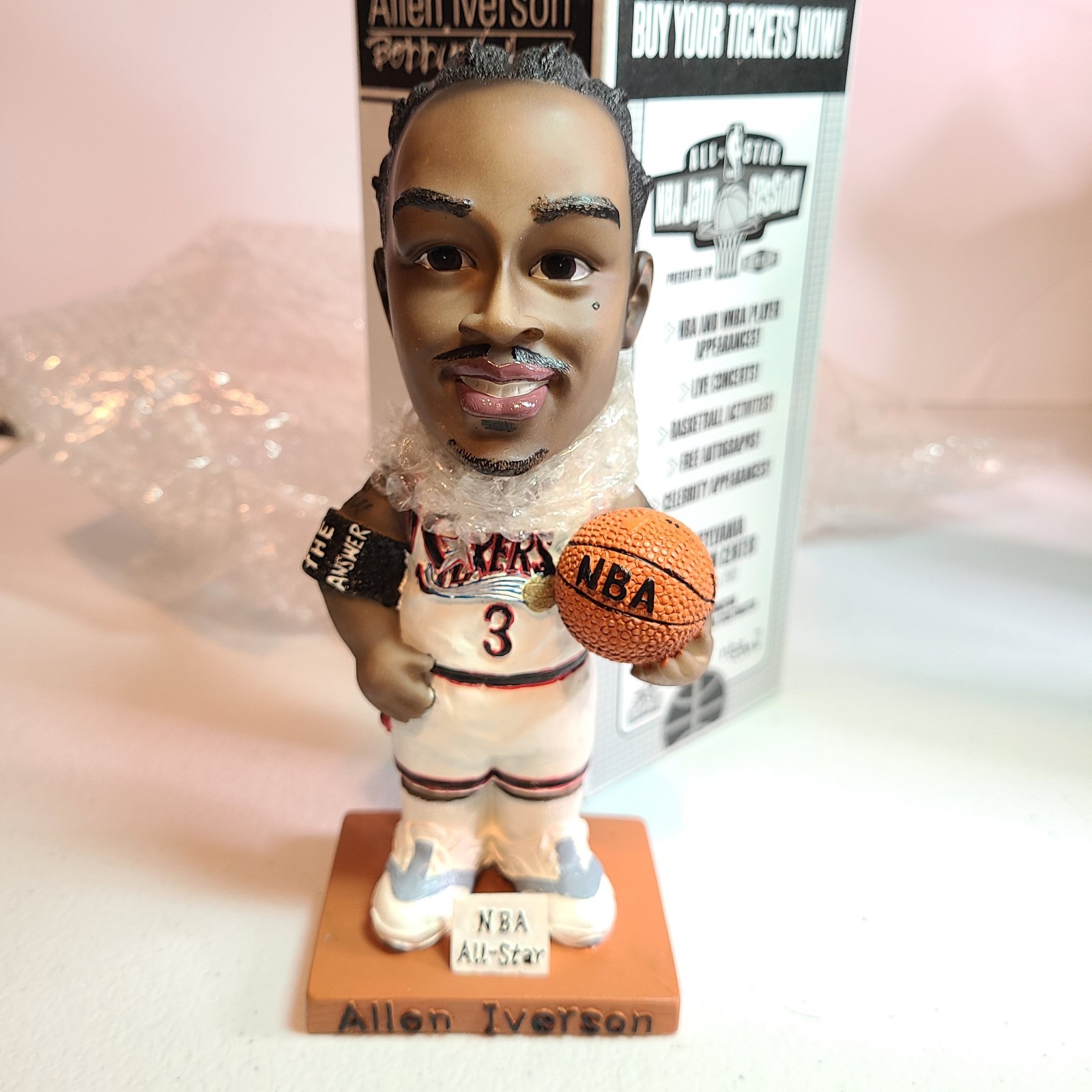 Allen Iverson 76ers Basketball Bobbing Head Bobble 2002 McDonald's  New in Box