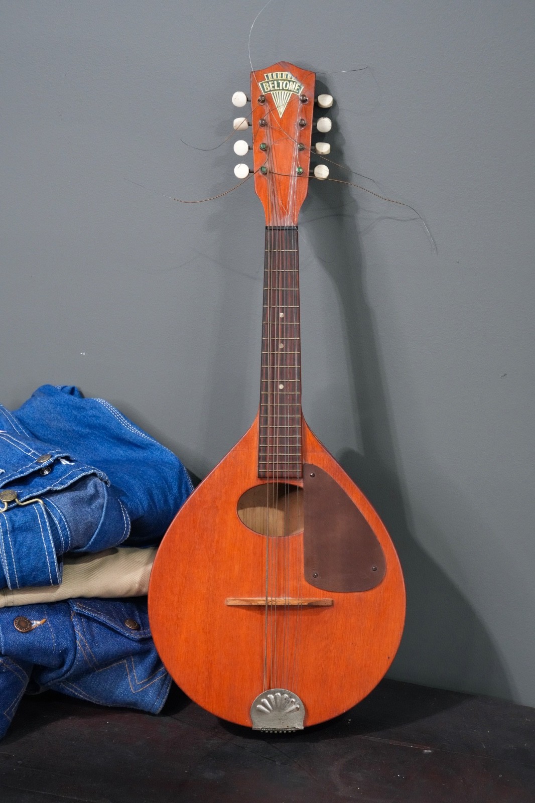 Vintage Regal Beltone Mandolin Resinator 1930-1940 Rare wood instrument Antique