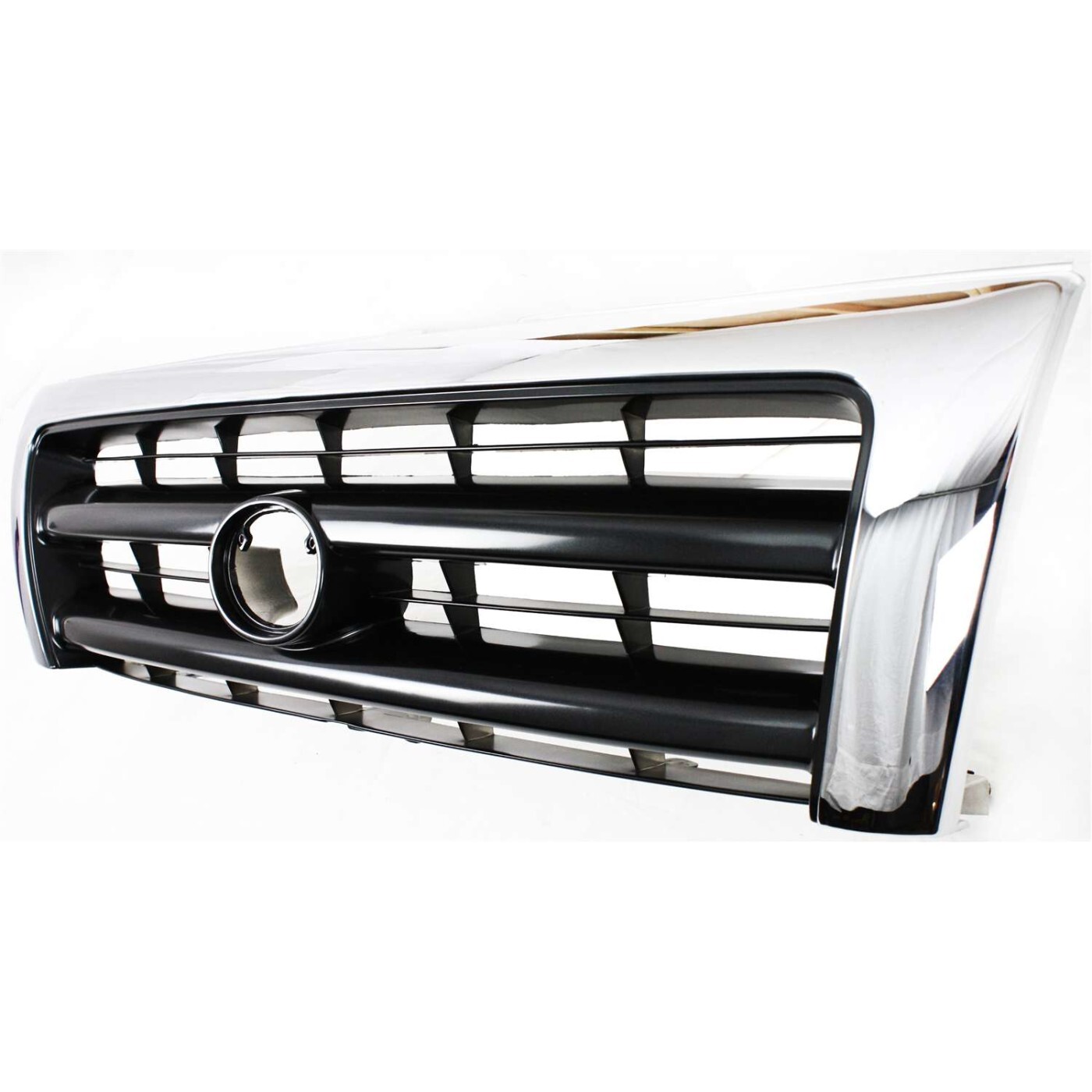 Grille Chrome & Black Center for 97-00 Toyota Tacoma Pre Runner