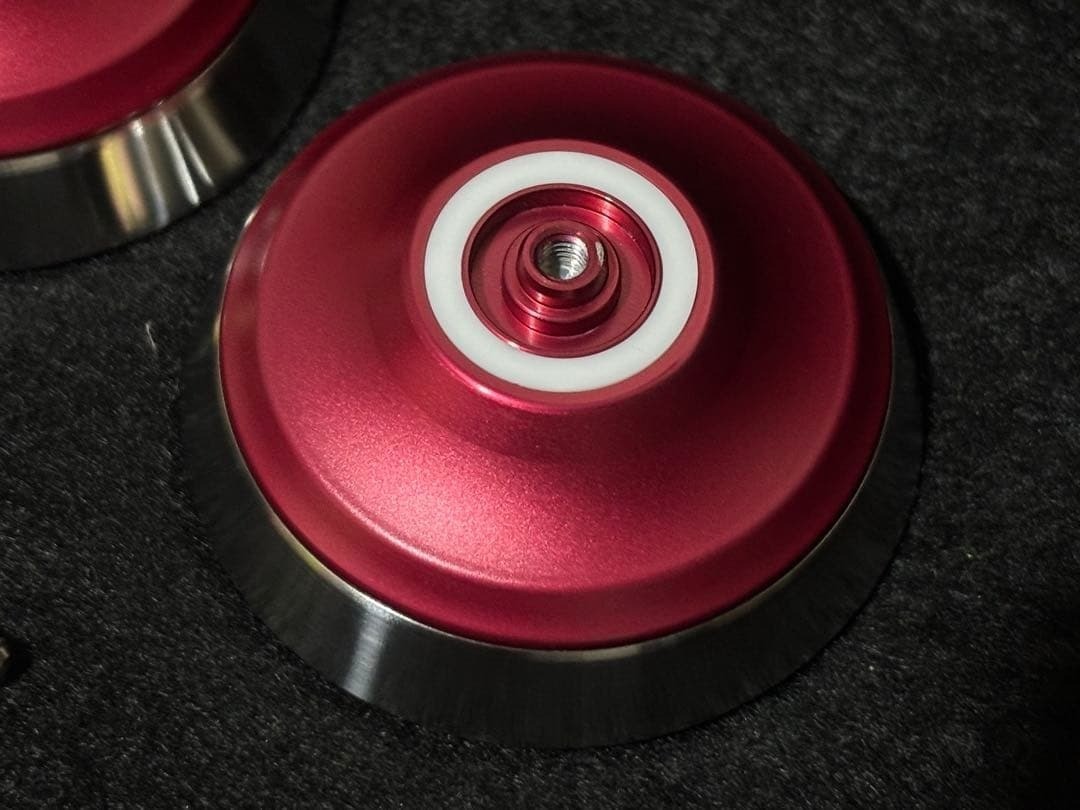 YoYoFactory Will (older model) Red Titanium Accelerator - Excellent Condition -