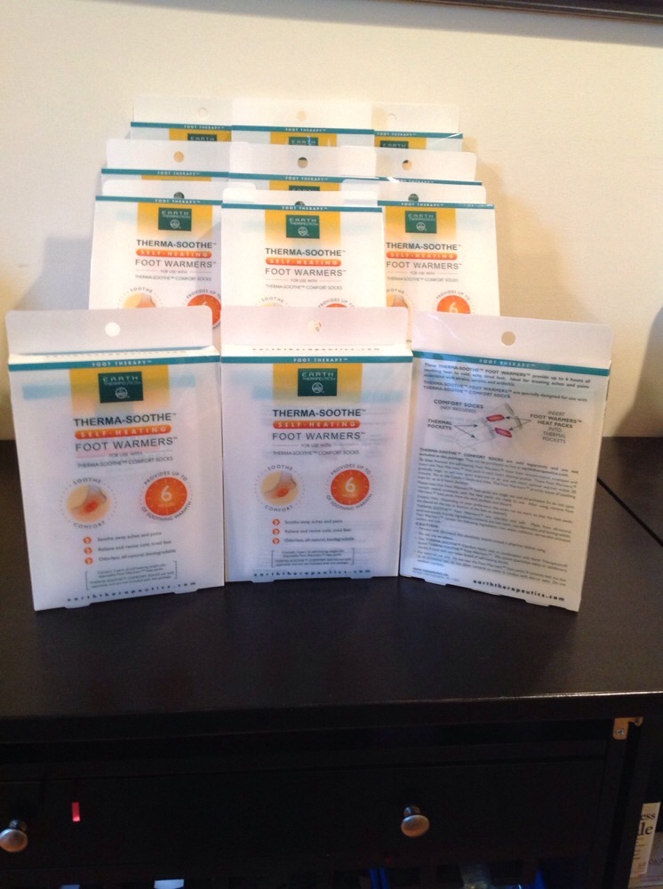 EARTH THERAPEUTICS THERMA-SOOTHE SELF HEATING FOOT WARMERS  LOT OF 12 OF 3 PACK