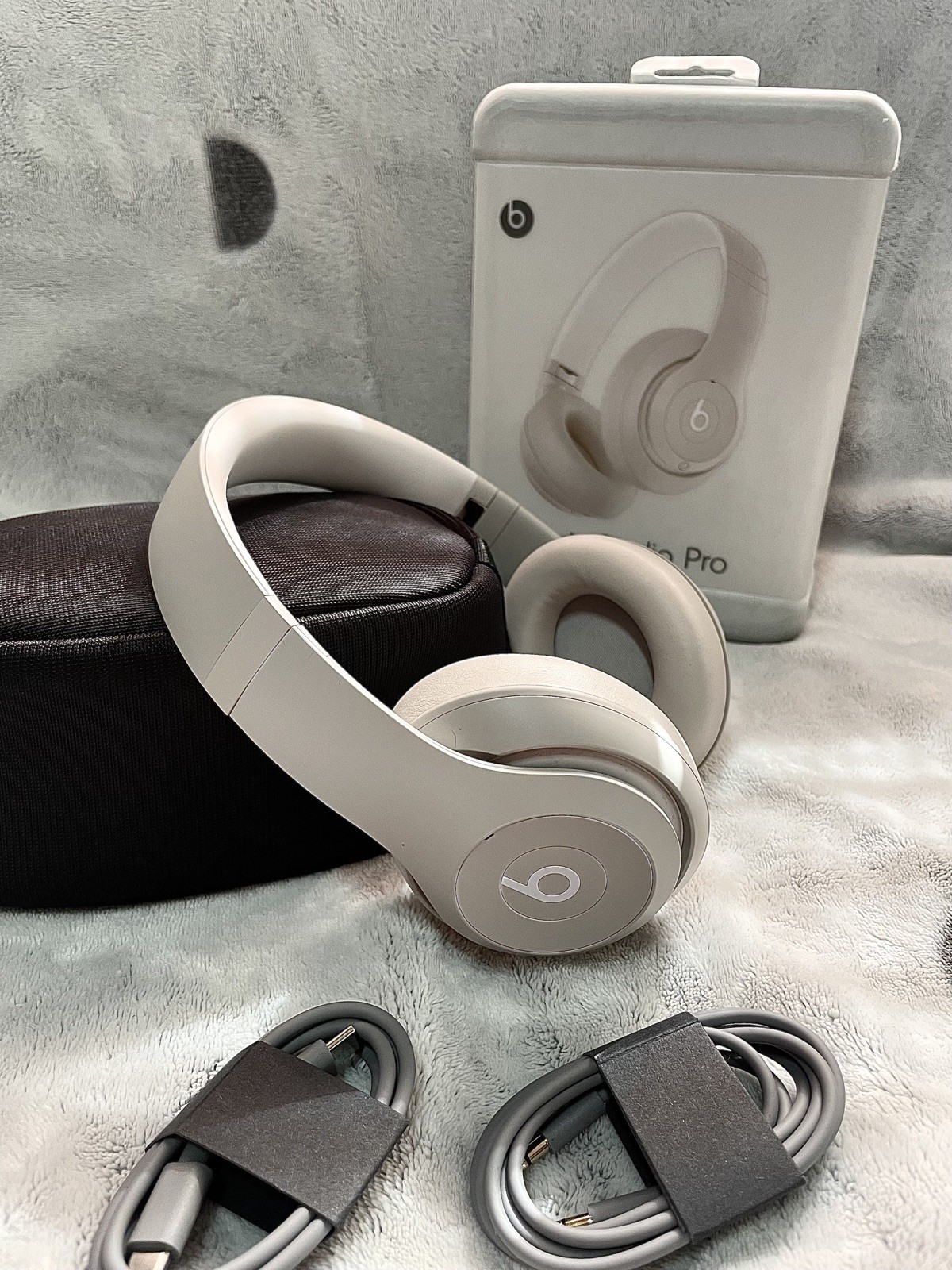 Beats Studio Pro Wireless Bluetooth Headphones - Sandstone (New Sealed)