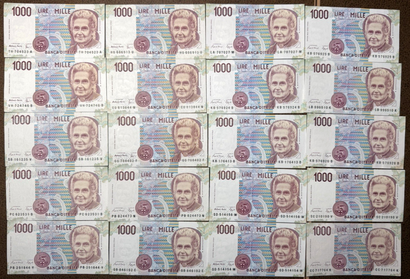 Italy 1000 Lira 1990 20 Note Lot VF