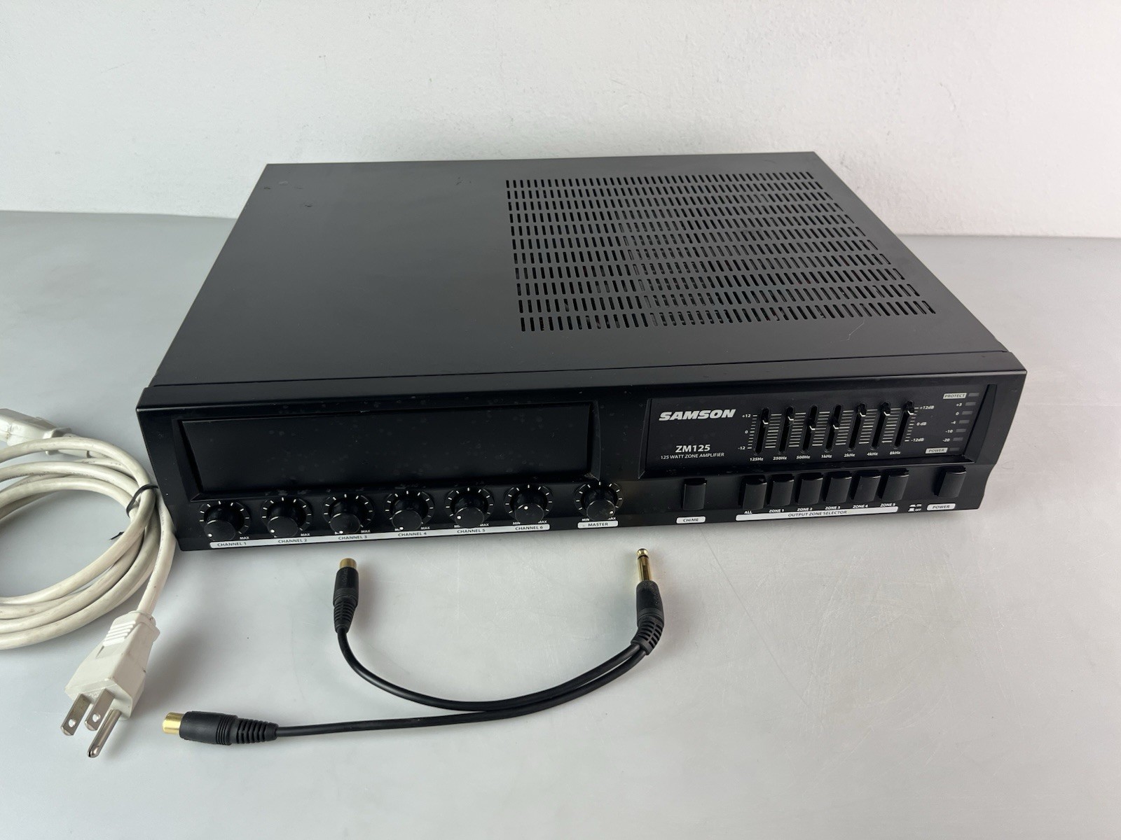 Samson ZM125 - Zone Mixer / Amplifier 125W