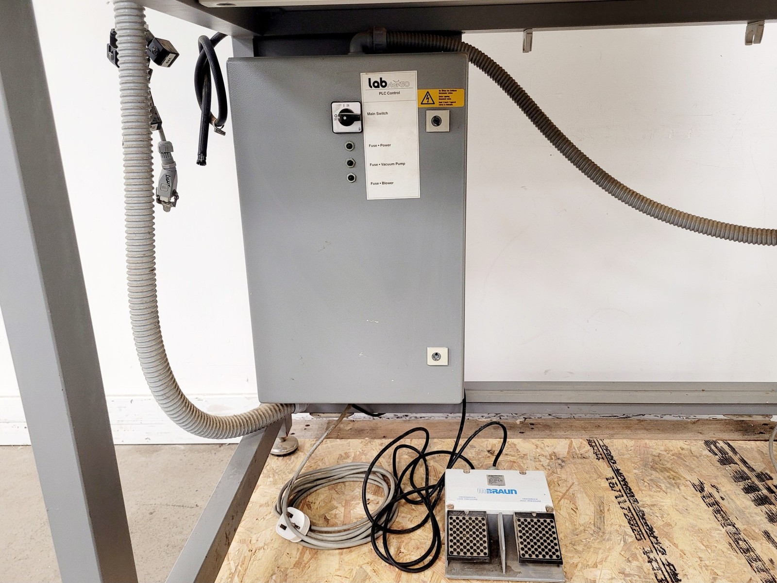 MBraun Labstar 50 Glove Box Workstation
