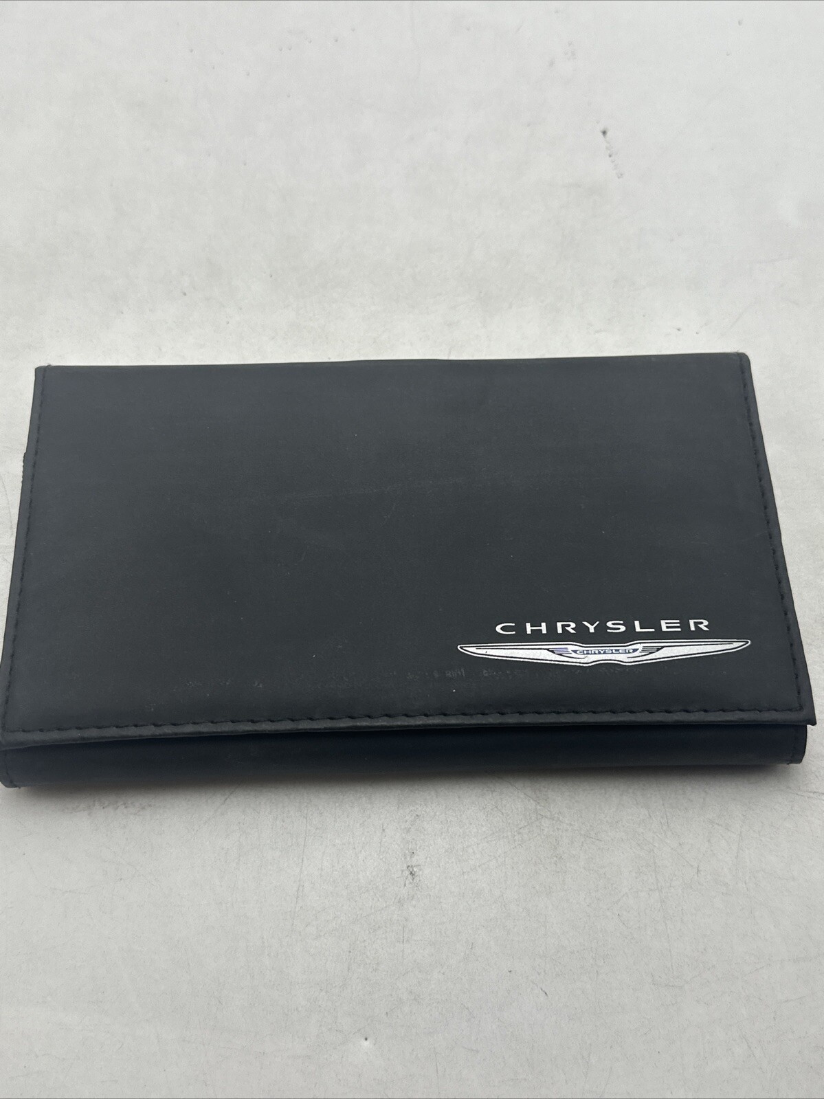 2014 Chrysler 200 user guide