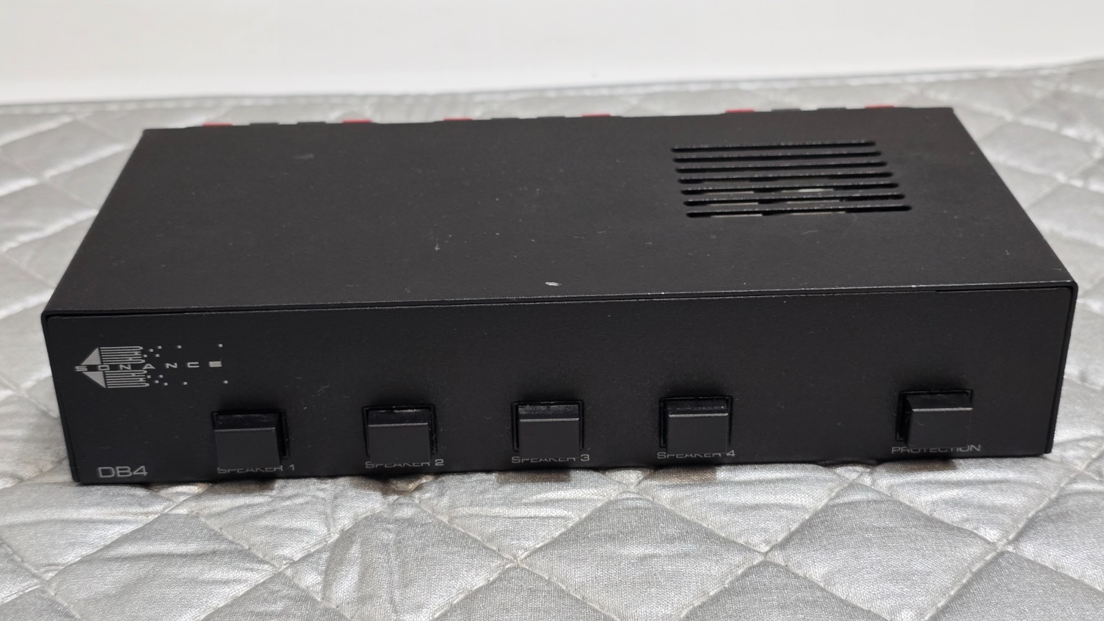 Sonance DB-4 Speaker Selector/Switch