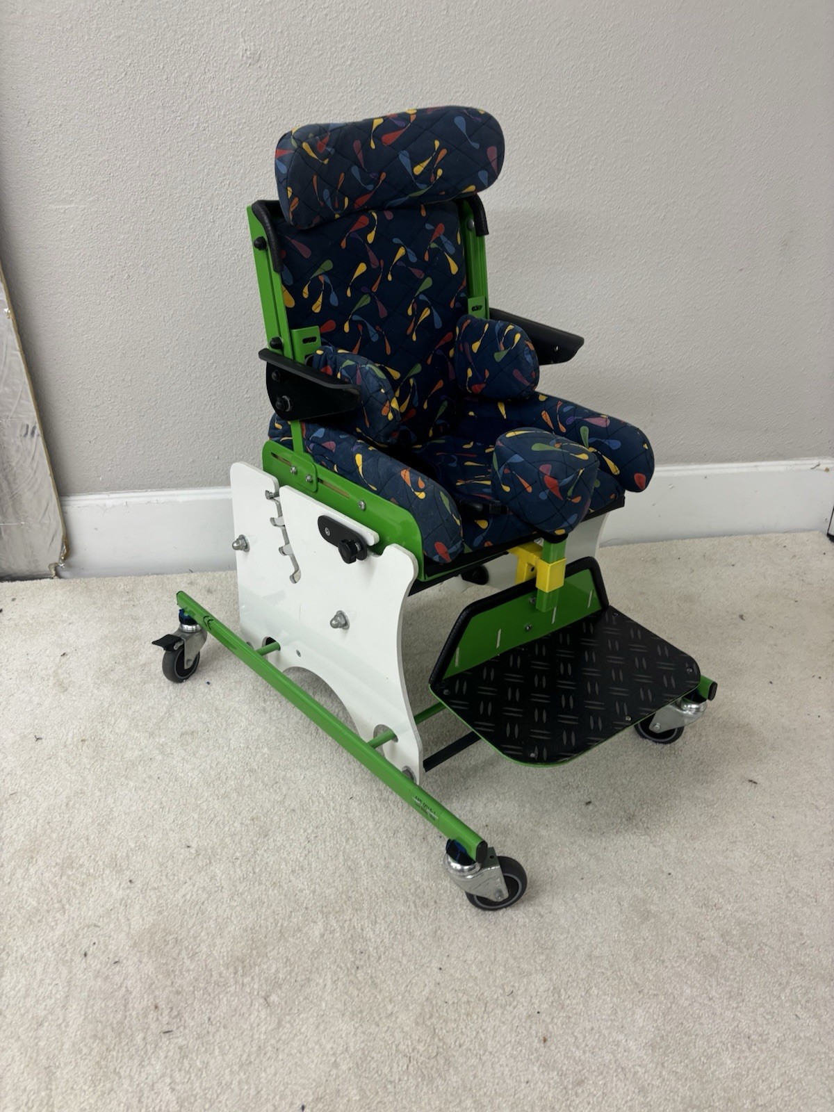 🔥 Drive Wenzelite MS3000 MMS -Med Lime Green Low Base Tilt Recline