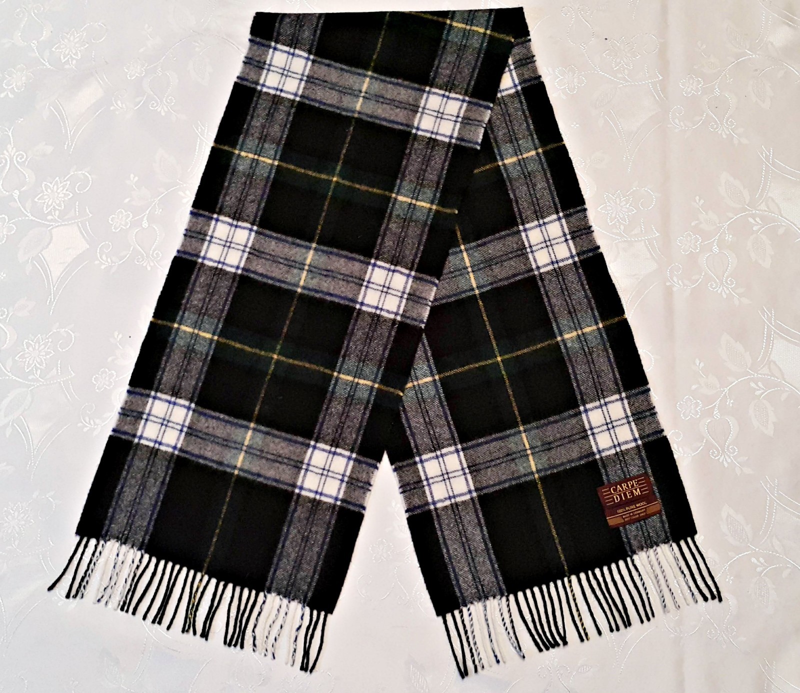 GERMANY VINTAGE AUTHENTIC CARPE DIEM PLAID & CHECK WOOL LONG MENS FRINGE SCARF