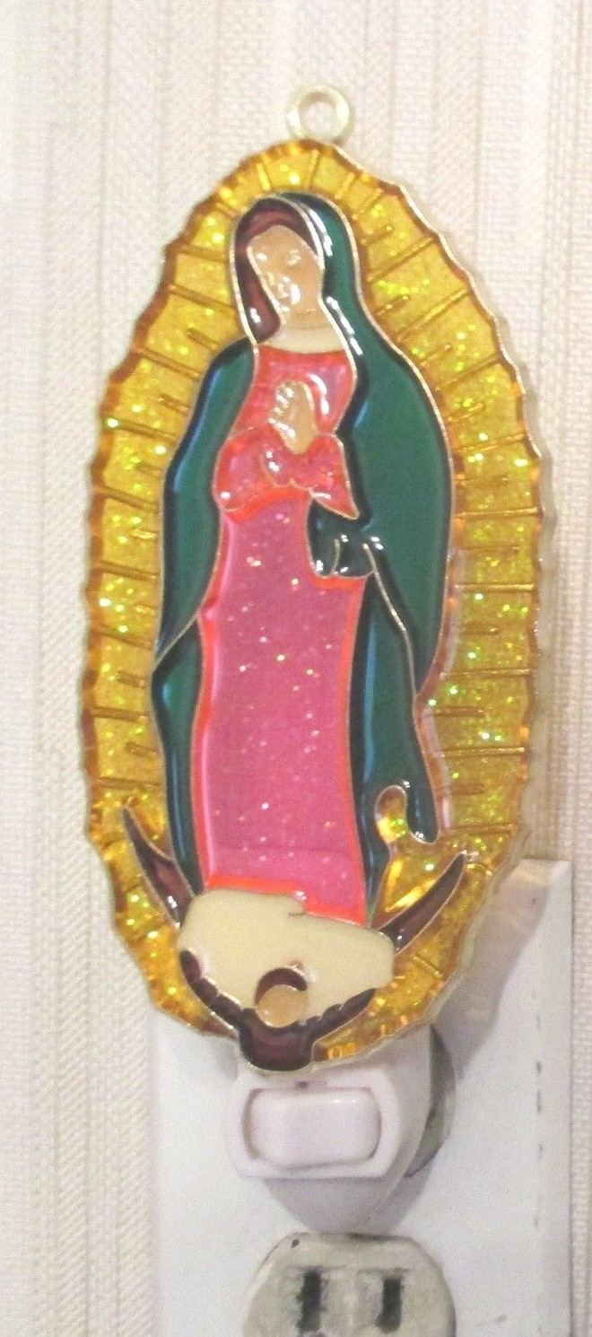 VIRGIN MARY NIGHTLIGHT (BLESSED MARY RELIGIOUS SUNCATCHER LIGHT)