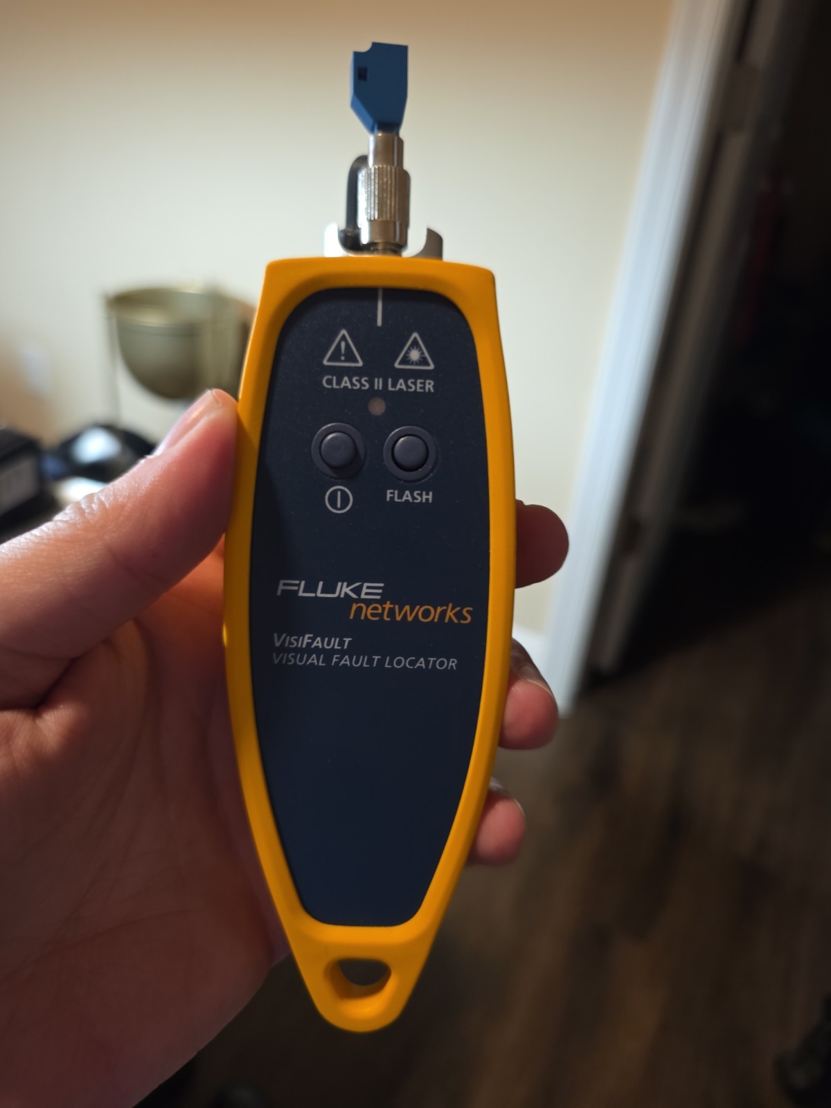 Fluke Networks VisiFault Visual Fault Locator, with Case