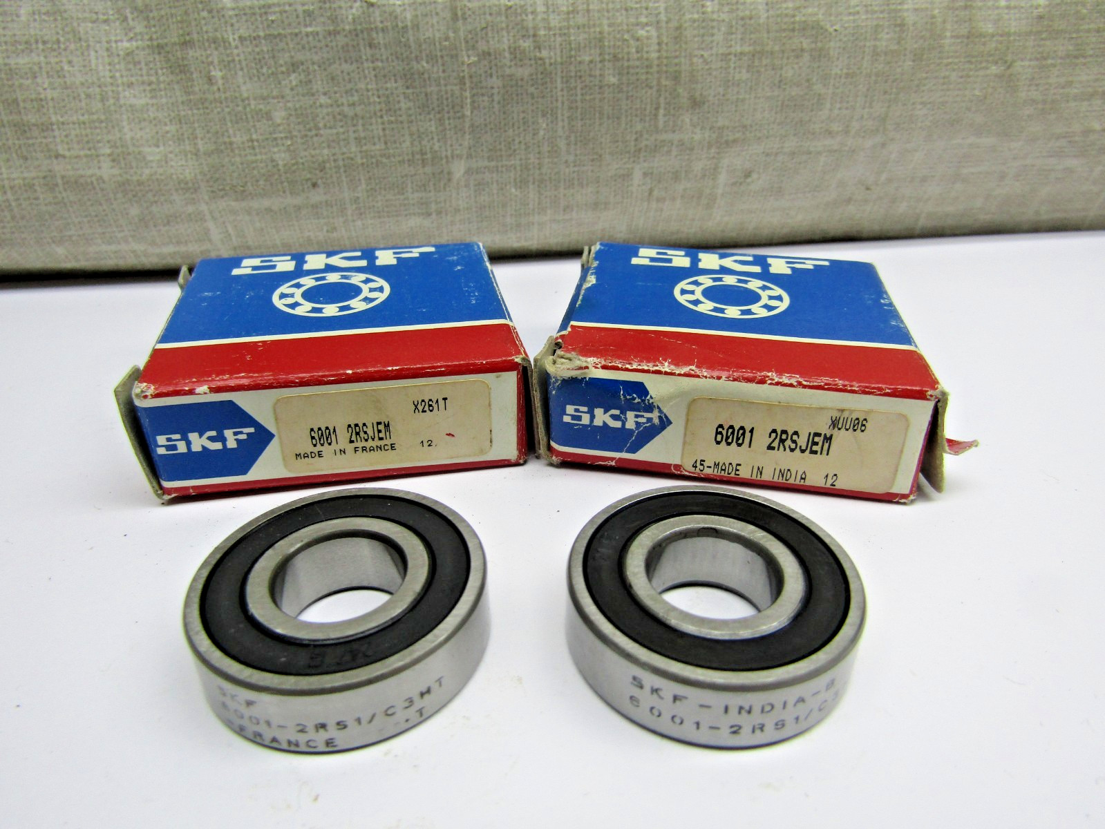 (Lot of 2) SKF 6001-2RS JEM 12mmX 28mmX 8mm Sealed Bearing