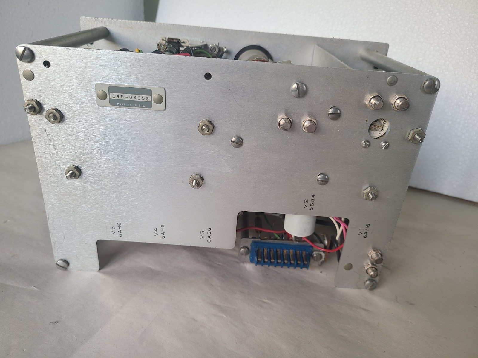 Hewlett-Packard 528B Frequency Converter Unit 100- 220mhz, AS IS UNTESTED