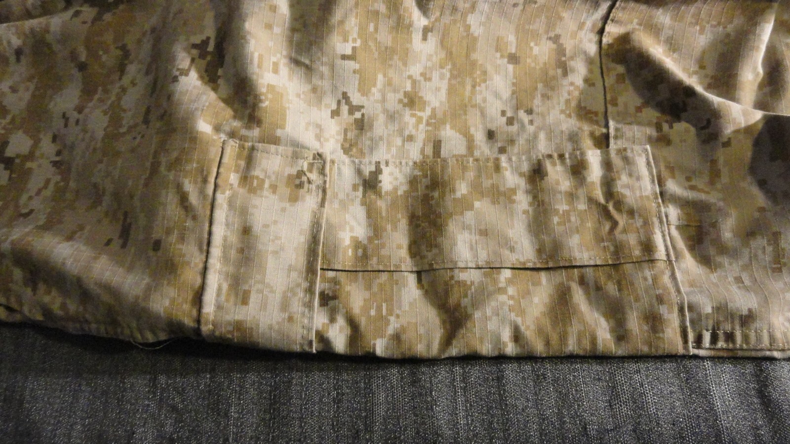 USMC US MARINE CORP DESERT MARPAT COMBAT TACTICAL CARGO PANTS MEDIUM