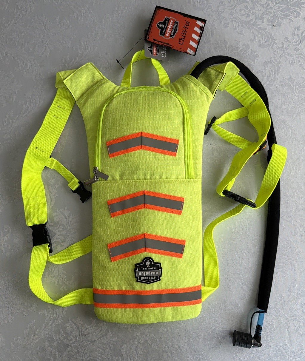 Ergodyne Chill-Its 5155HV Hydration Pack Lime 2.0L. Insulated. Low Profile. Tags