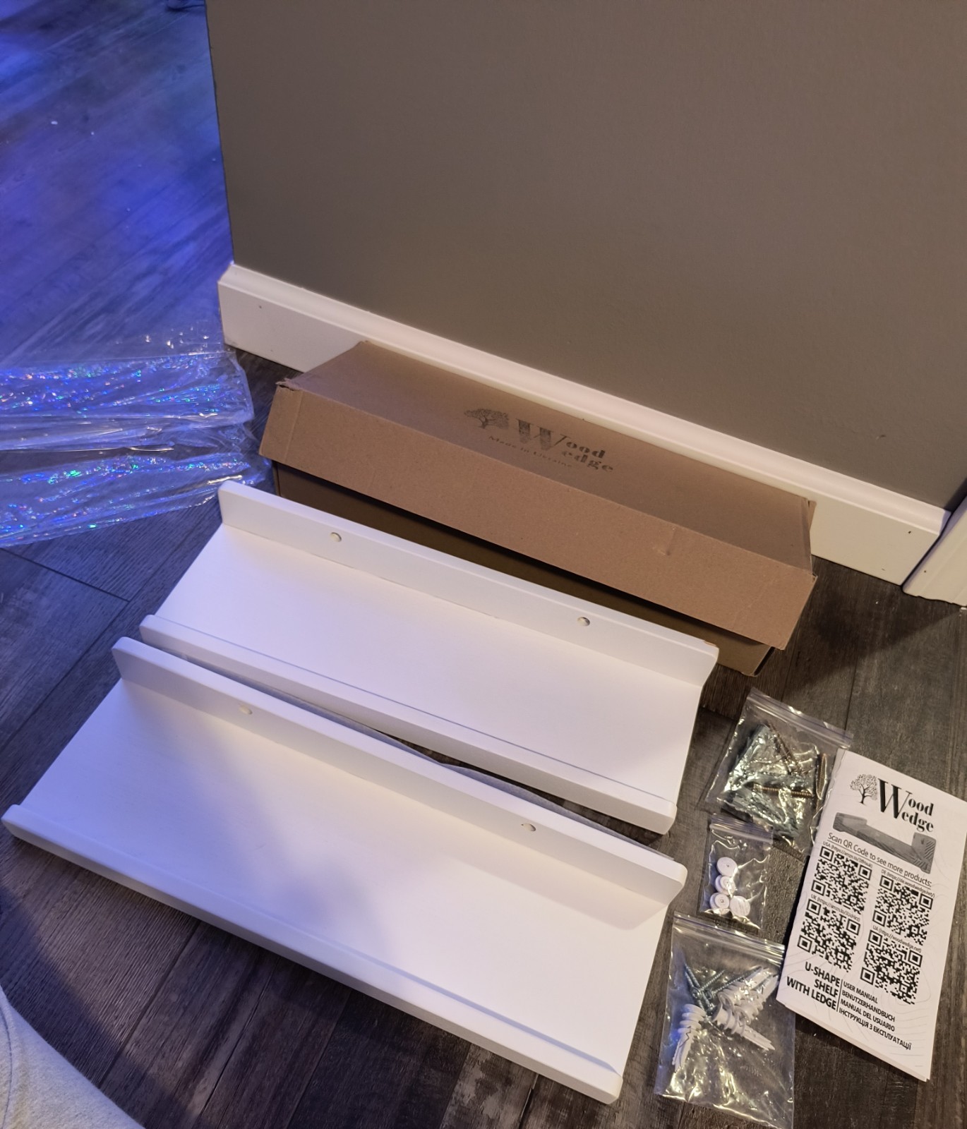 Open Box Wood Wedge Two White U-shape With Ledge Shelves With Hardware Included