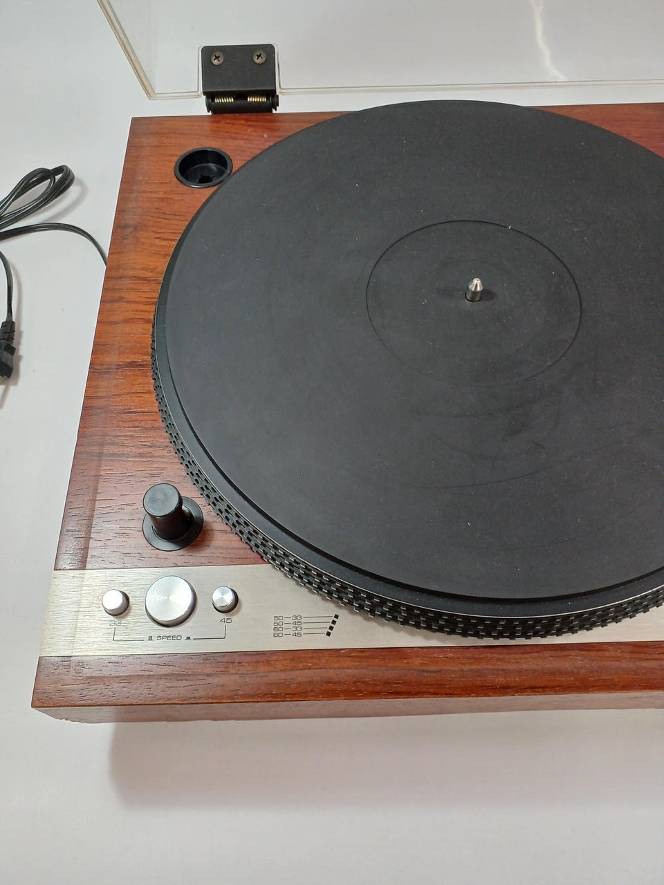 Micro Seiki DD-5 Direct Drive Turntable Record Player Working