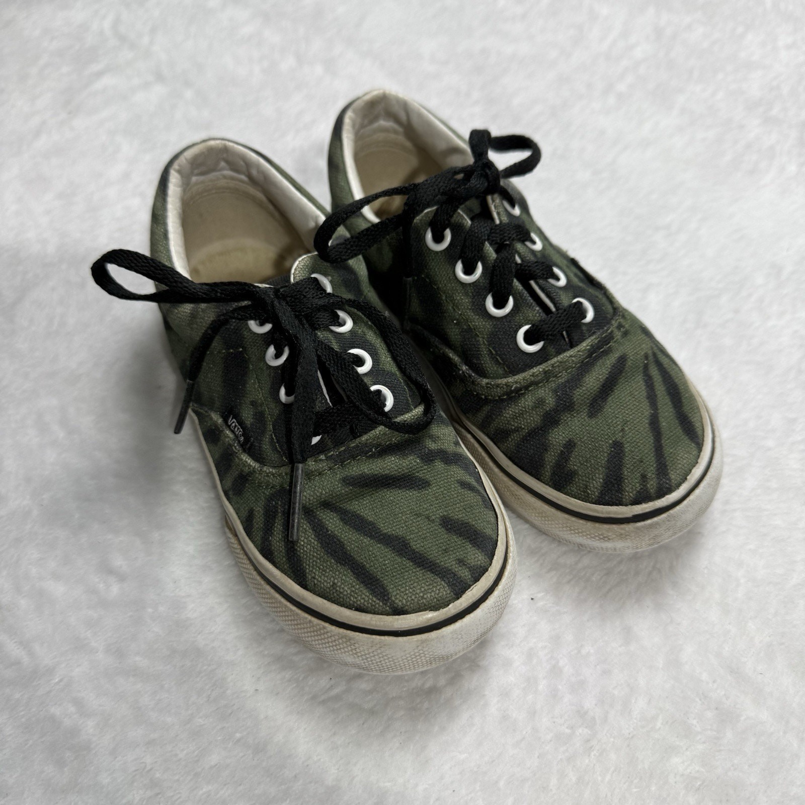 Toddler Green Black Tie Dye Lace Up Kids Vans Size 9.5