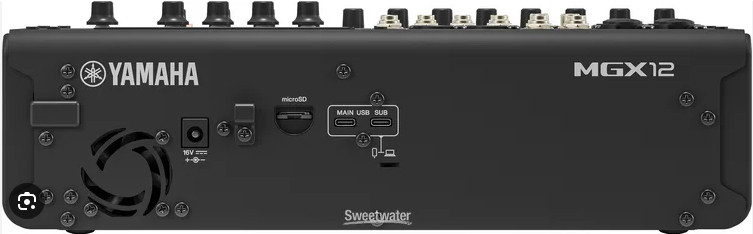 Yamaha MGX12 18-Channel Digital Mixing Console - Black