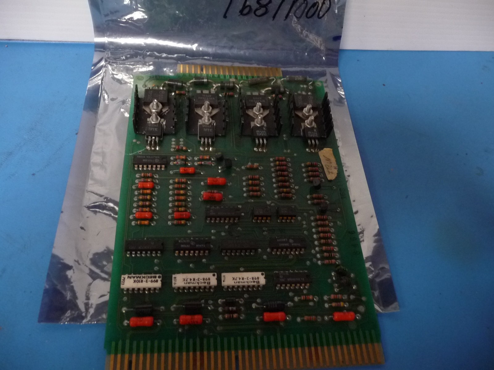 UIC, UNIVERSAL INSTRUMENTS, 16811000, SERVO AMP