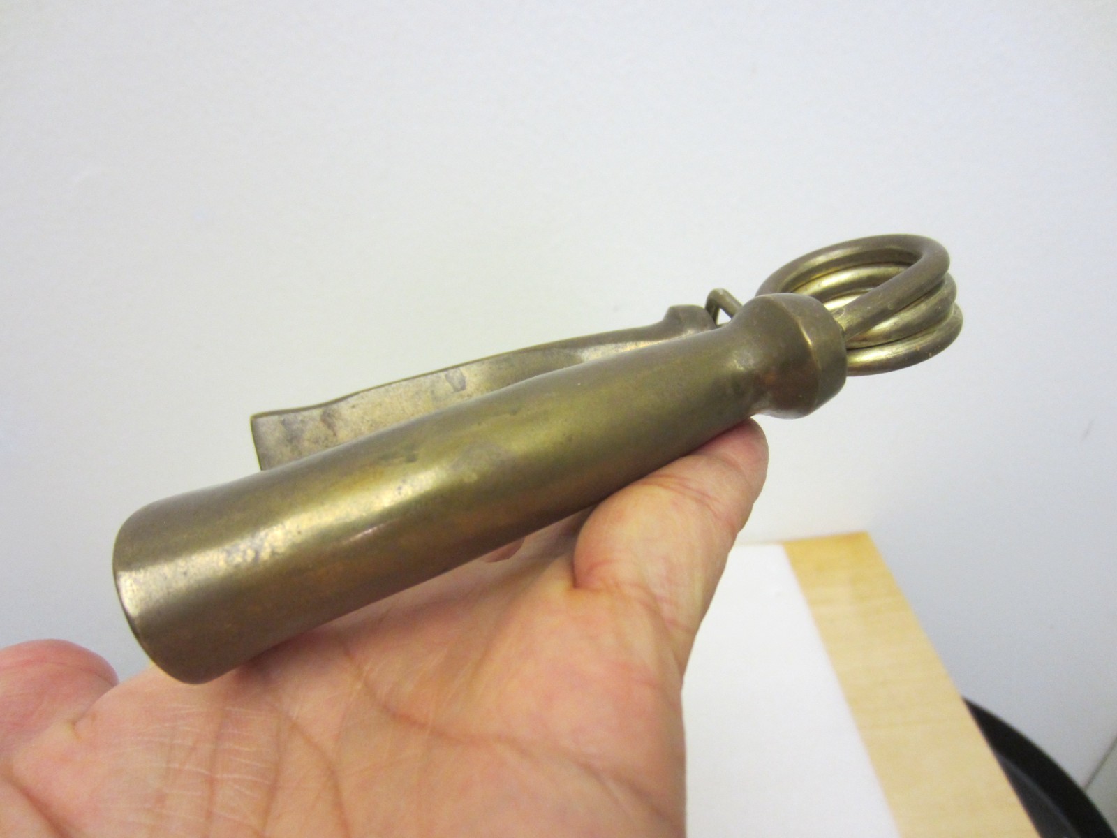 Vintage Solid Brass Exercise Hand Grip Hand Strengthen Exercise Gripper 11.5 Oz