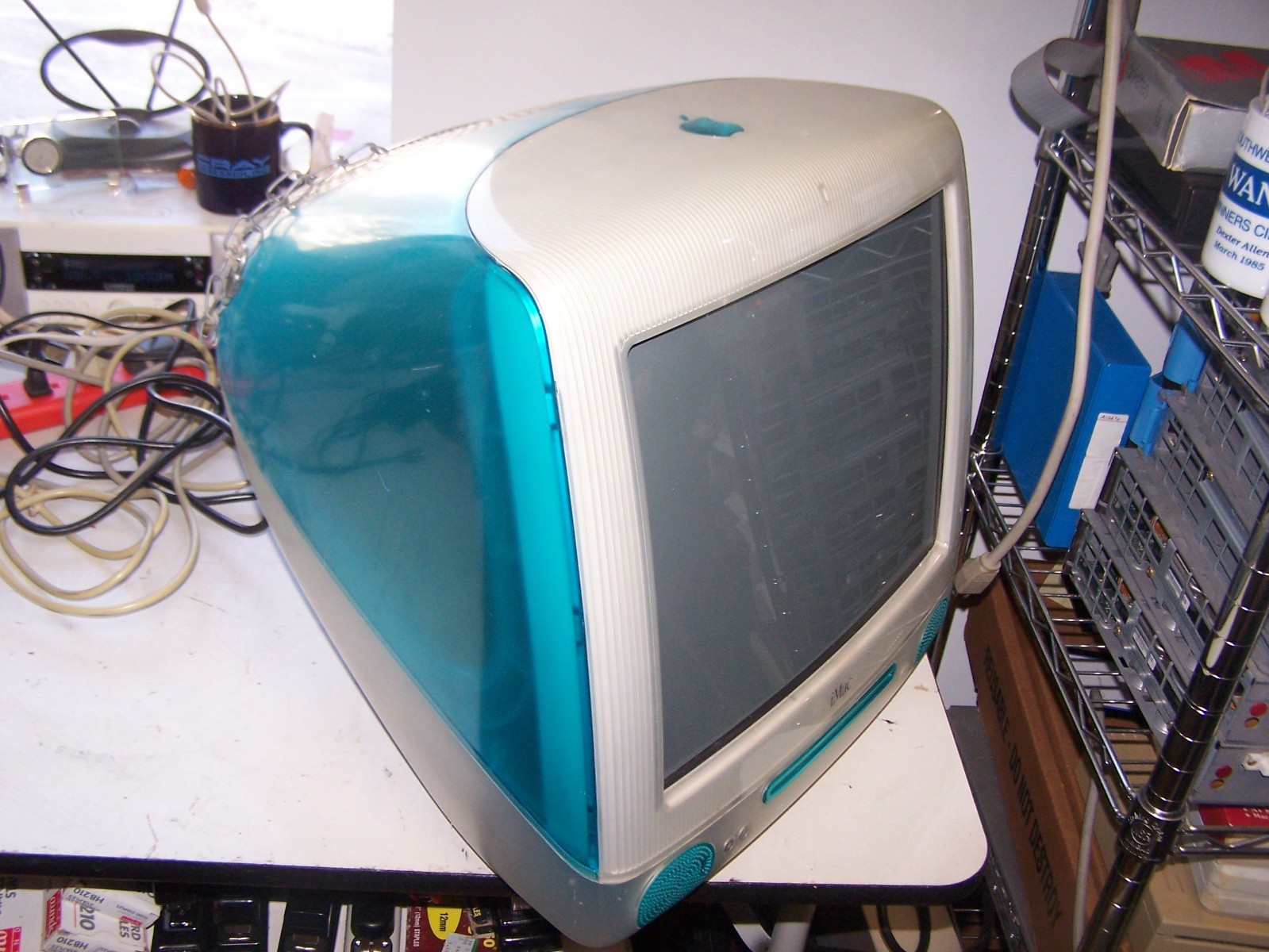 Apple Macintosh iMac Blueberry Display model from Estate