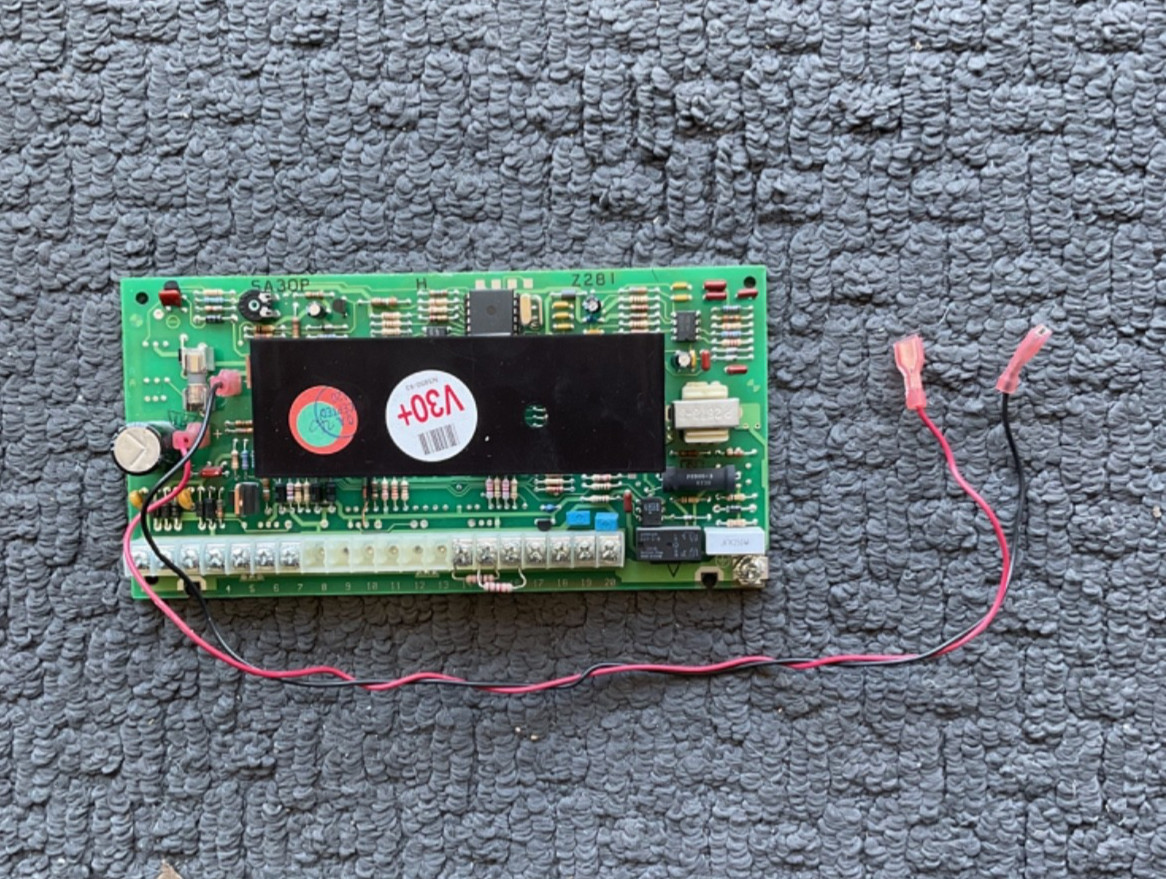 Ademco Vista-30 / VISTA-30SE  Security Alarm Panel (Working) Board Only Honeywel