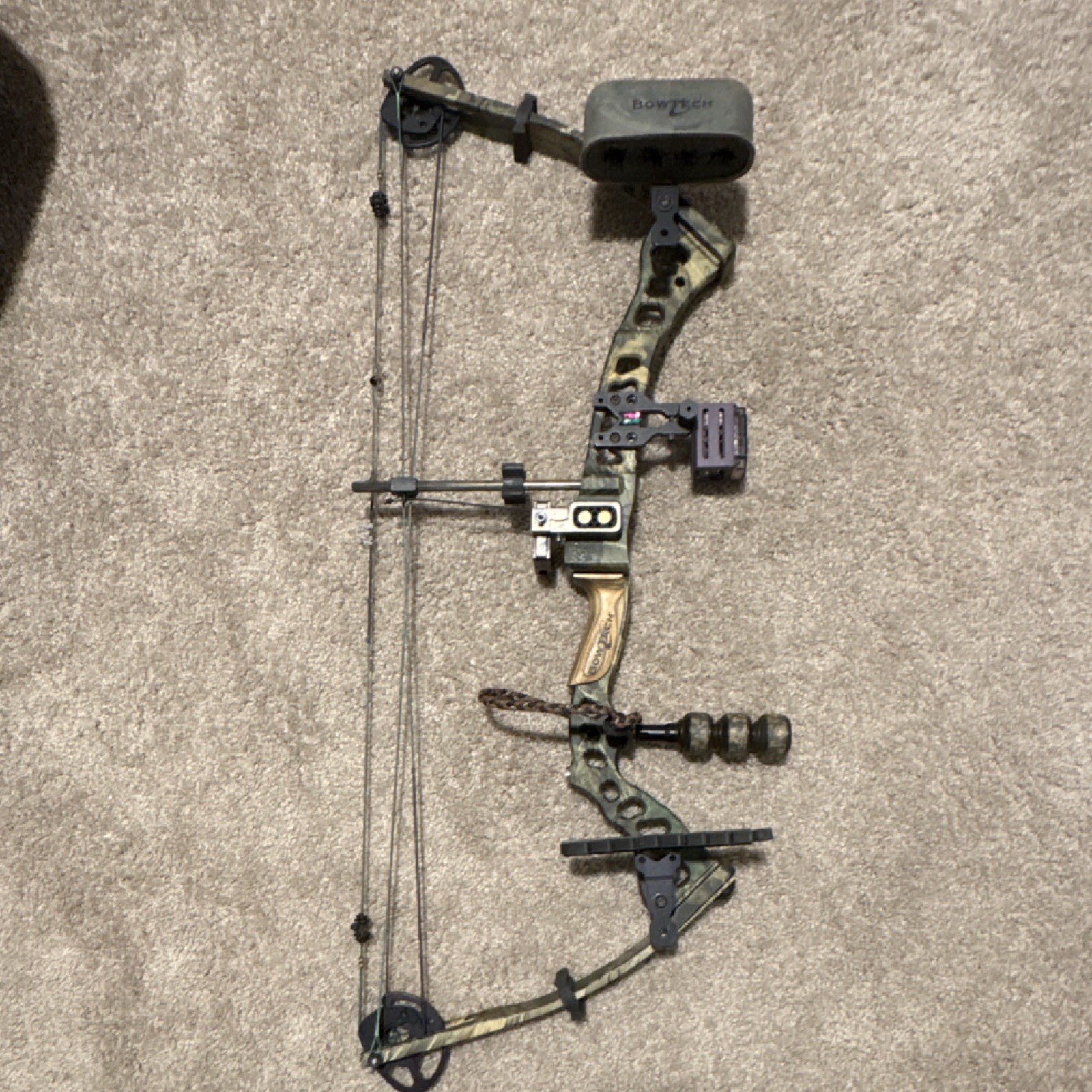 BowTech 2003 Patriot Dually Compound Bow Camo 70lbs 29" Draw Length