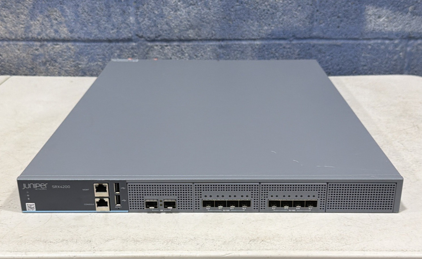 Juniper SRX4200 Enterprise Firewall Security Gateway | SRX4200-SYS-JE-AC