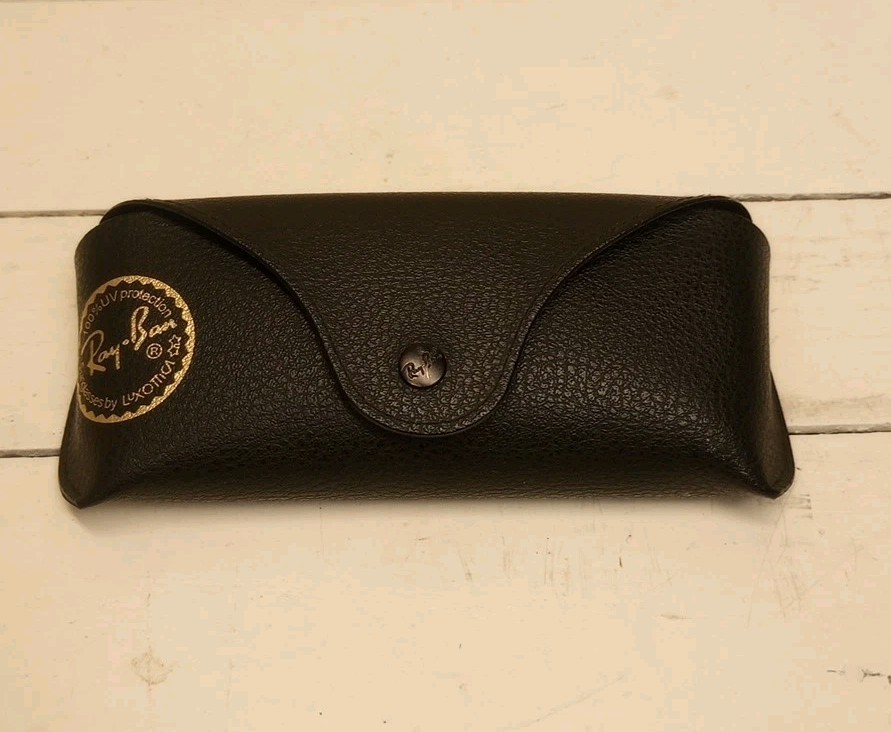 Authentic NEW Ray-Ban Sunglasses Leather Case with snap top- Black