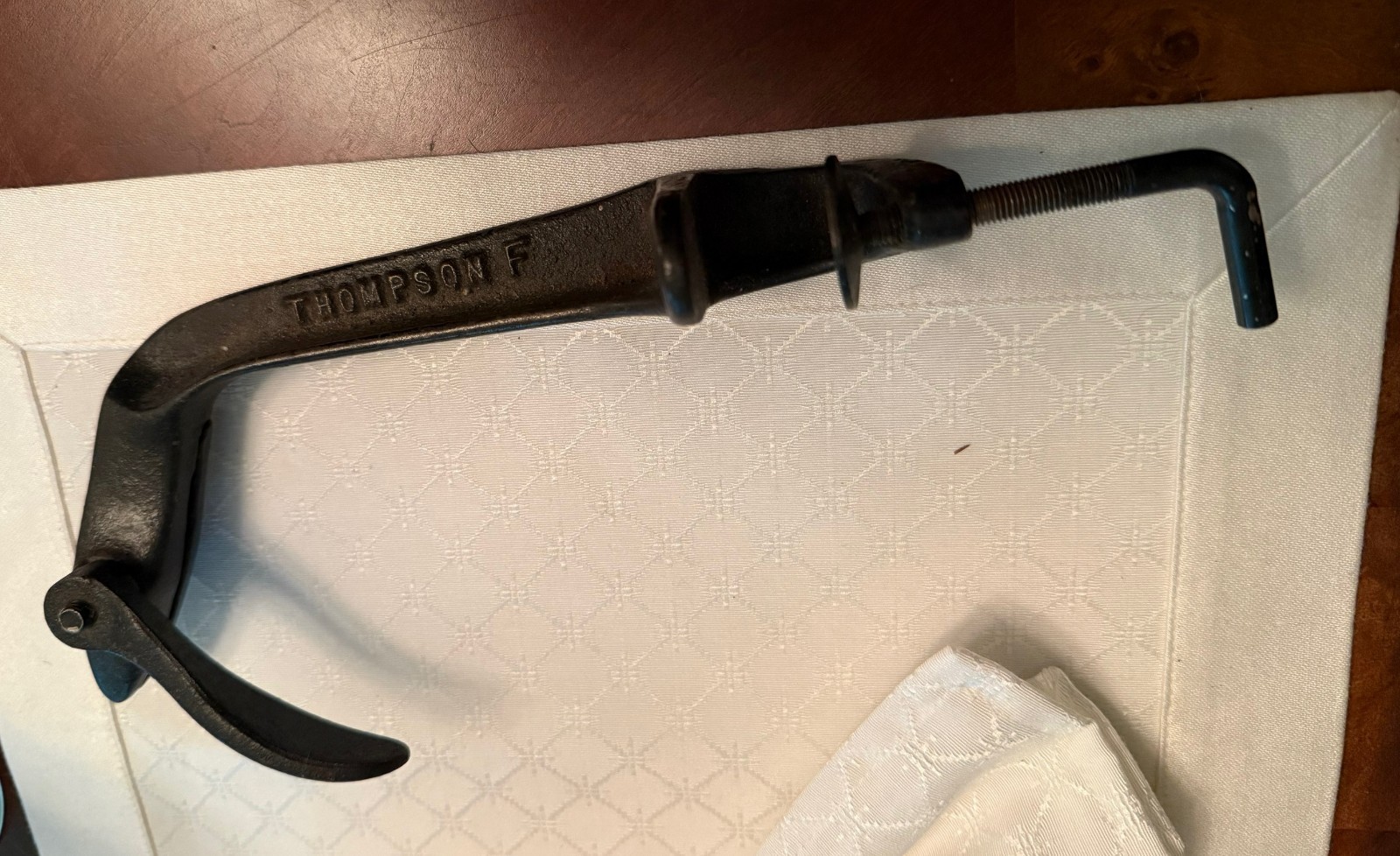 Vintage Thompson F Fly Tying Vise Cast Iron clamp