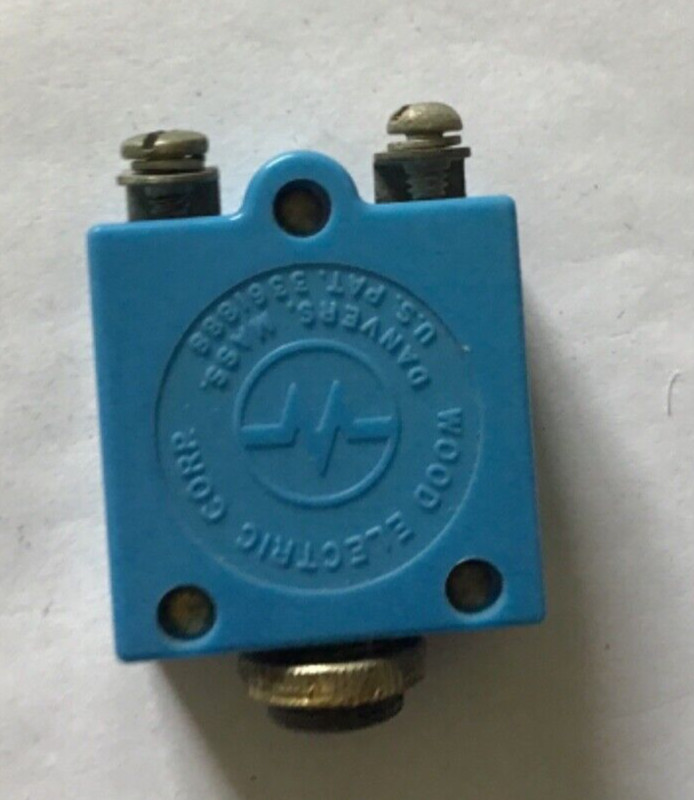 Cessna General Aircraft 2 Amp Push Button Circuit Breaker