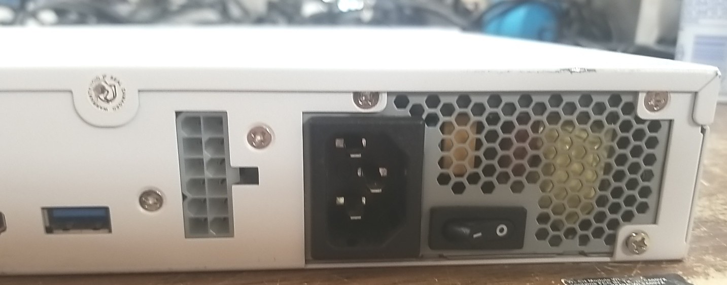 Sophos XG 230 Rev2 Firewall Security Appliance. *READ⬇️*