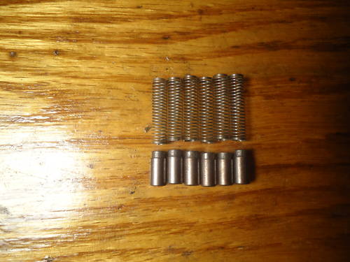6 Lionel Motor Brushes and 6 Lionel Springs for No 60 Lionelville Trolley 3 Pair