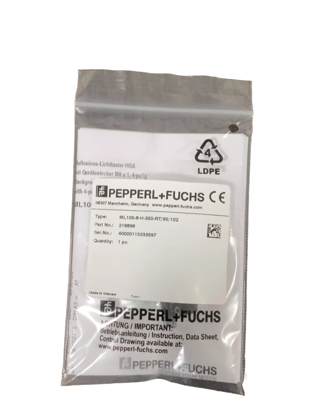 1pcs PEPPERL FUCHS ML100-8-H-350-RT/95/102 216896 Background Suppression Sensor