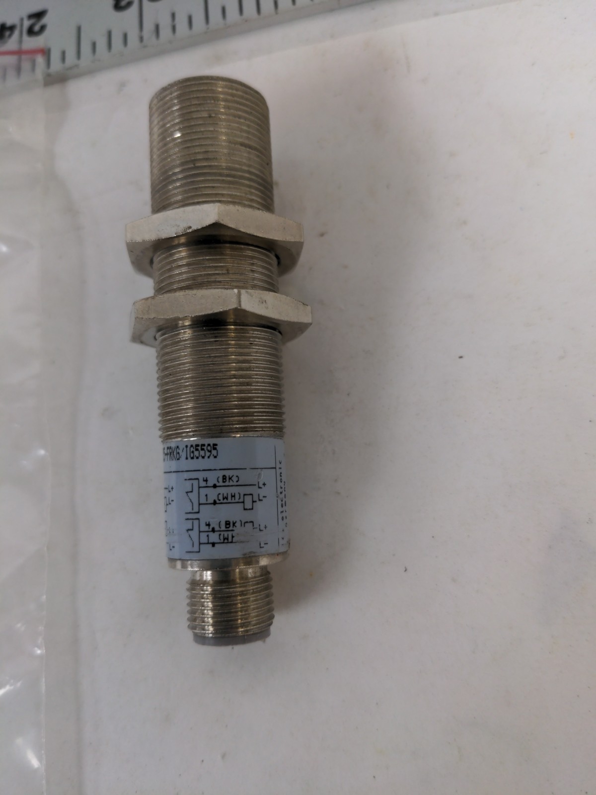 EFECTOR IGA2005-FRKG/IG5595 PROXIMITY SENSOR