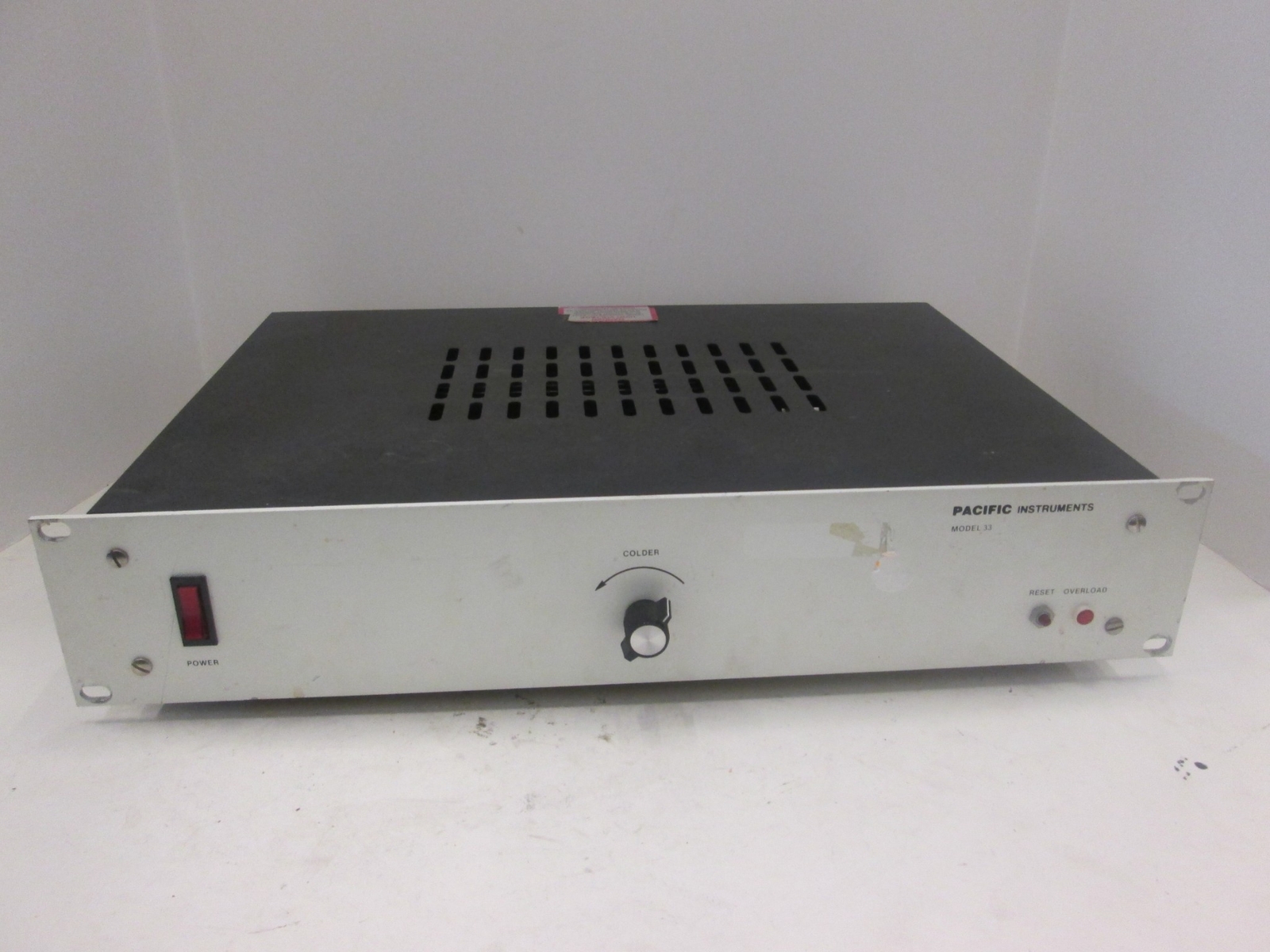 Pacific Instruments, Model 33, Power Supply/ Temperature Controller, Used