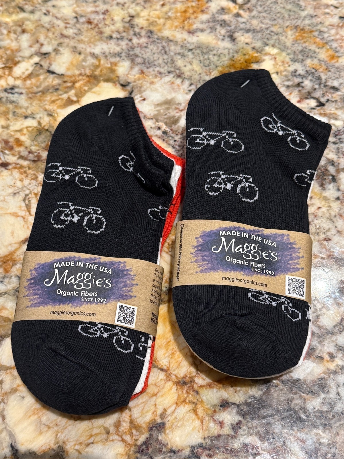 6 Pairs Of Maggies Organic Cotton Footie Socks NWT Tri Color Womens 6-9