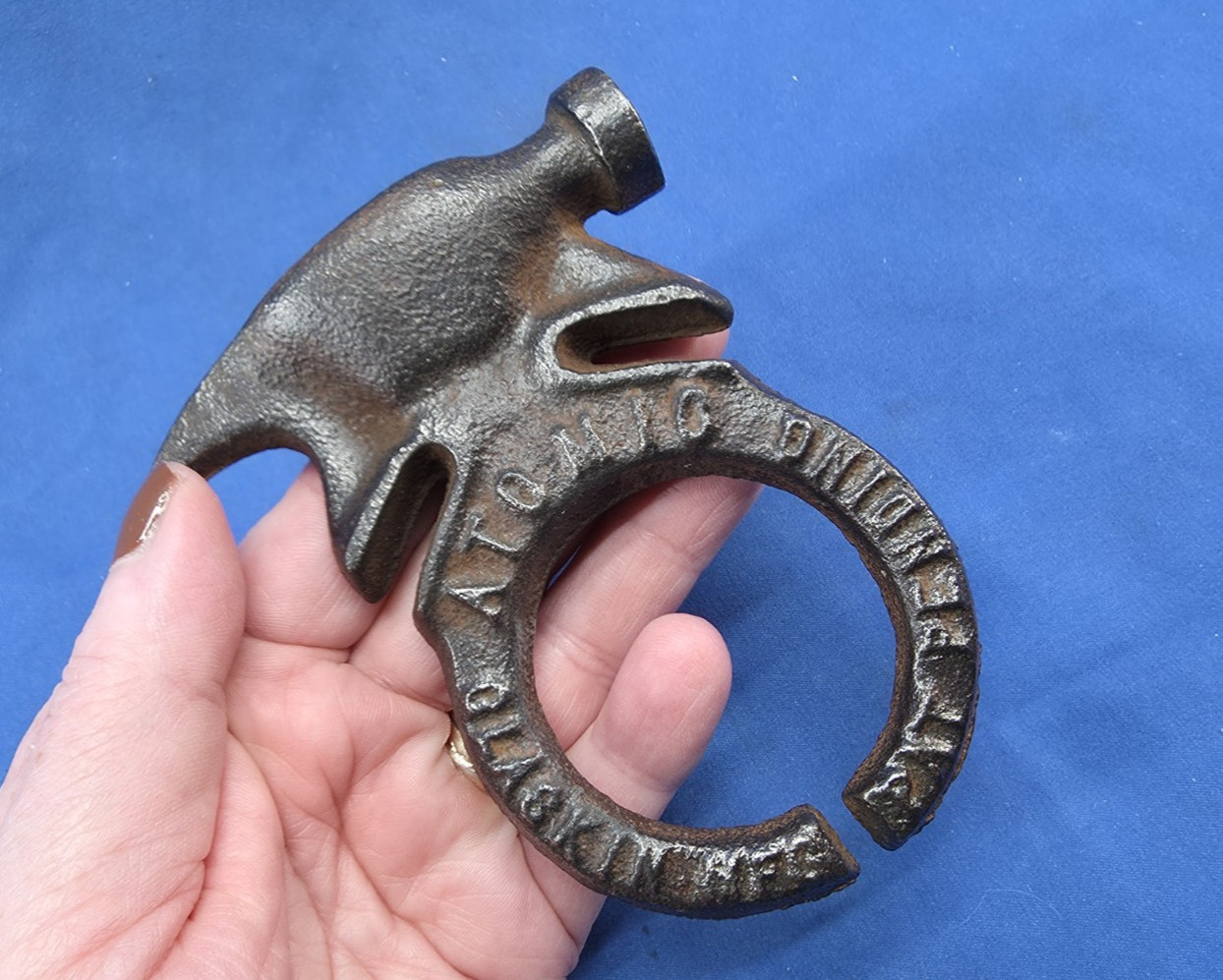 Vintage ATOMIC Glaskin Mfg. PAT PENDING Fencing Plier Tool Hammer Saddle Hang