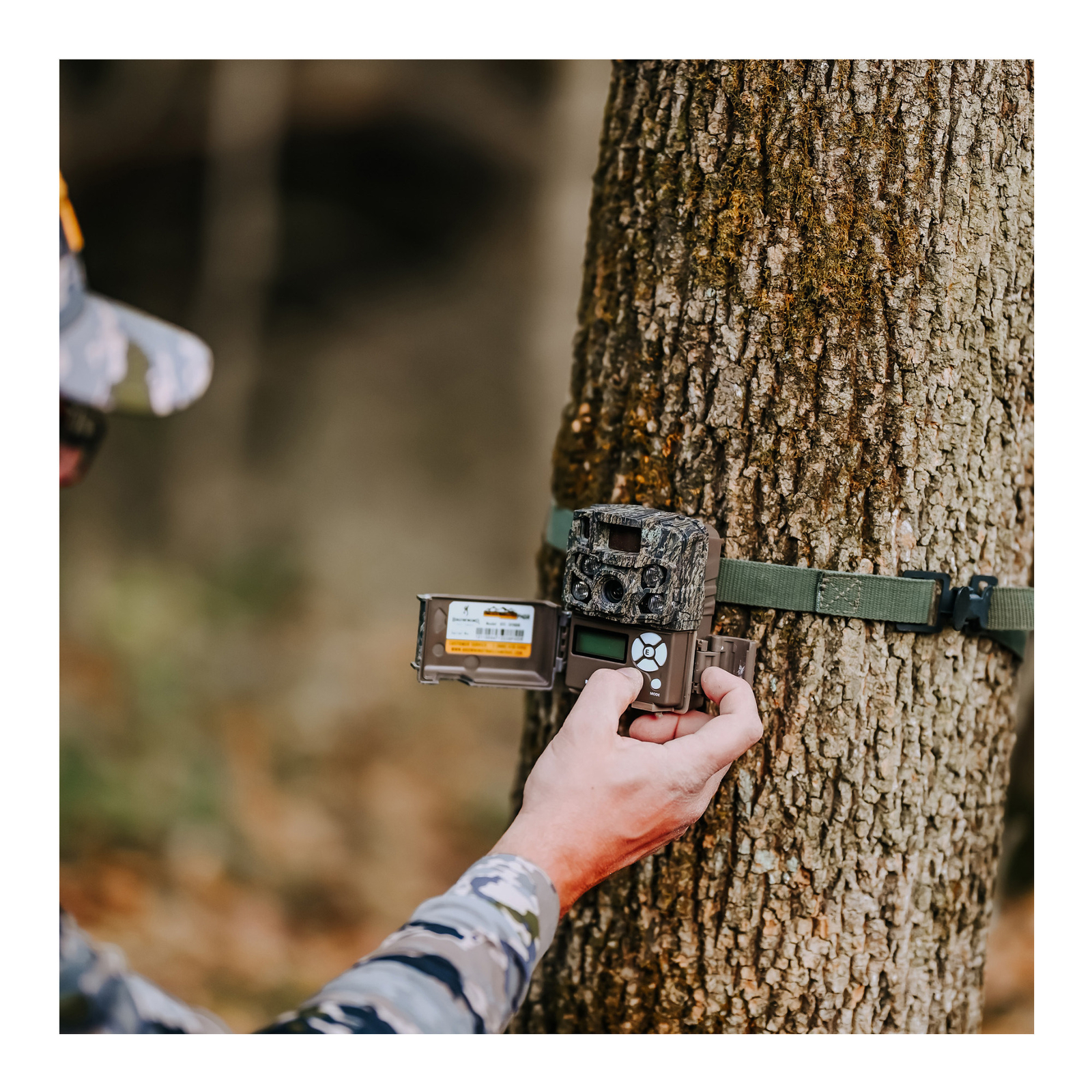 Browning Trail Camera - Strike Force FHDR 40MP Trail Camera Bundle