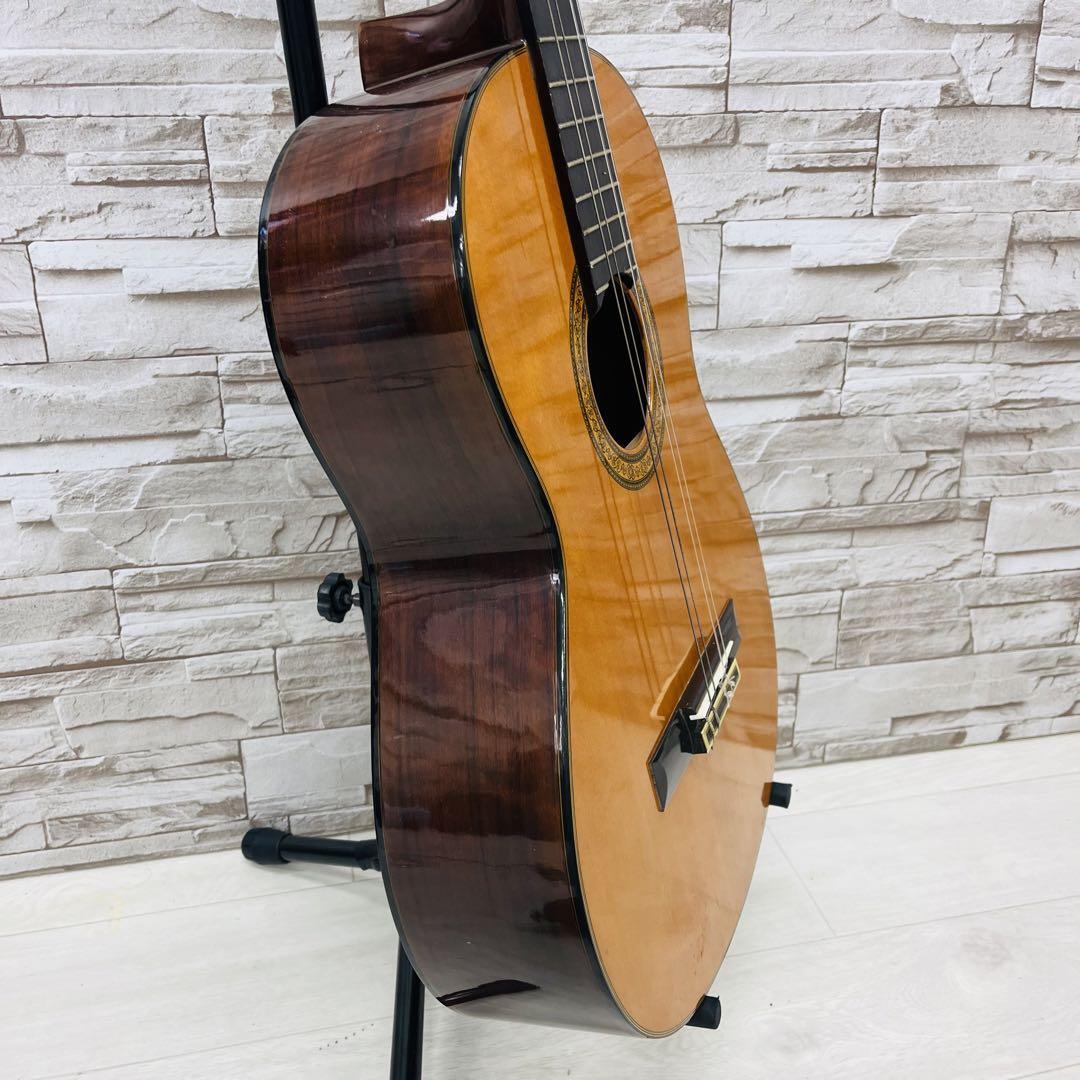 YAMAHA C-180 Classical Guitar with Hard Case Missing 1st & 4th Strings Cleaned
