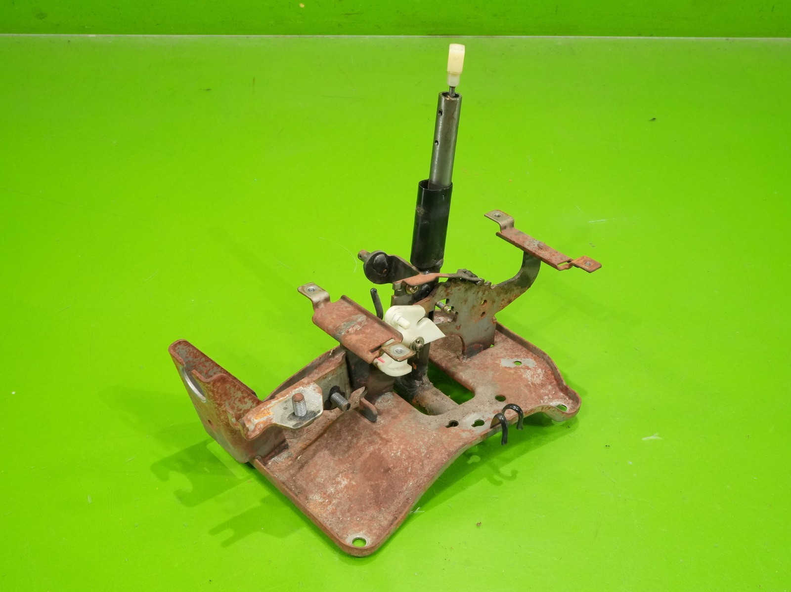 95-99 Eclipse GST OEM AT auto trans floor gear shifter assembly