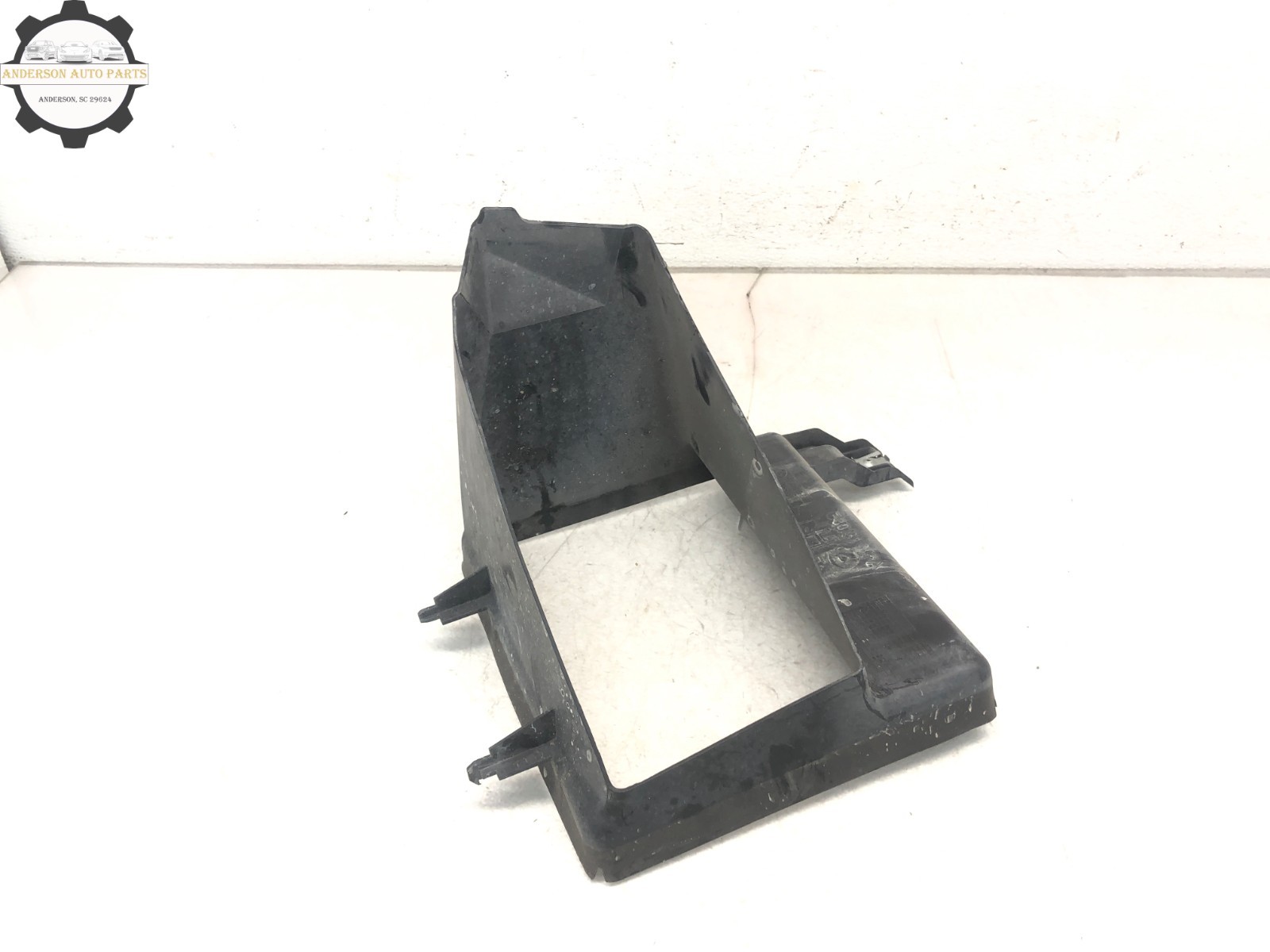 2018-2020 BMW G30 M550i LEFT DRIVER FRONT AUXILIARY RADIATOR AIR DUCT OEM