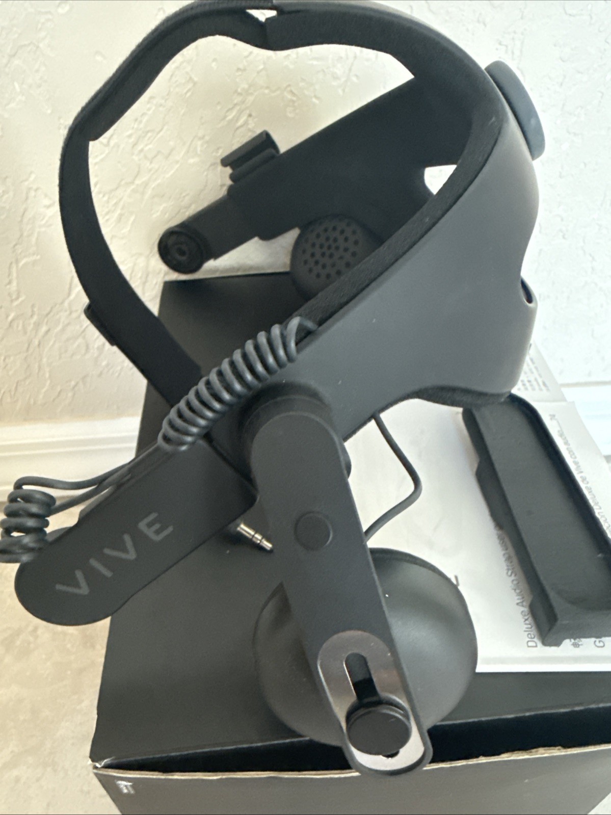 HTC Vive Deluxe Audio Strap HS600 (99HAMR001-00) Black